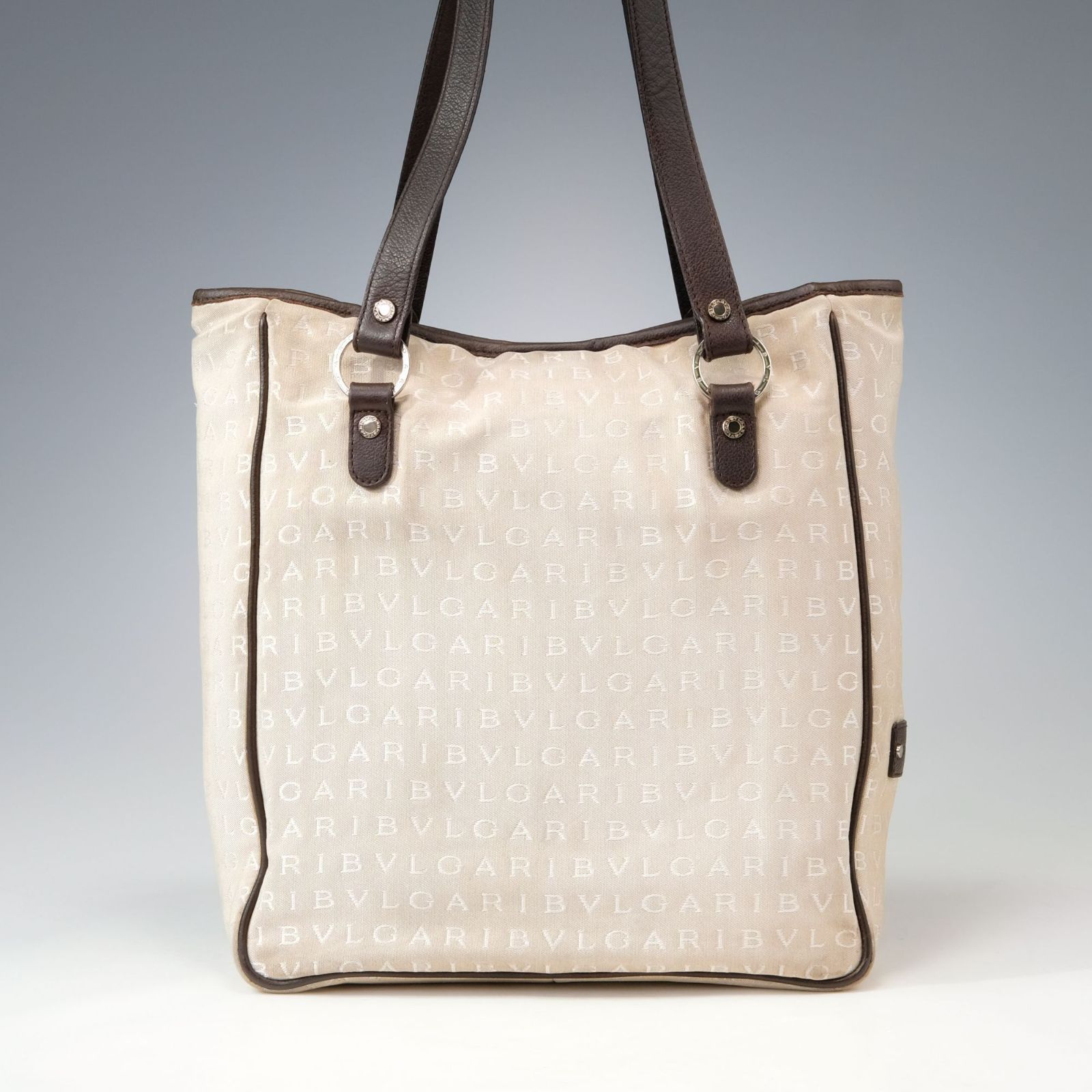 BVLGARI ブルガリ ロゴマニア トートバッグ キャンバス サークルロゴ金具 ブルガリ ロゴマニア トートバッグ キャンバス ベージュ[訳あり