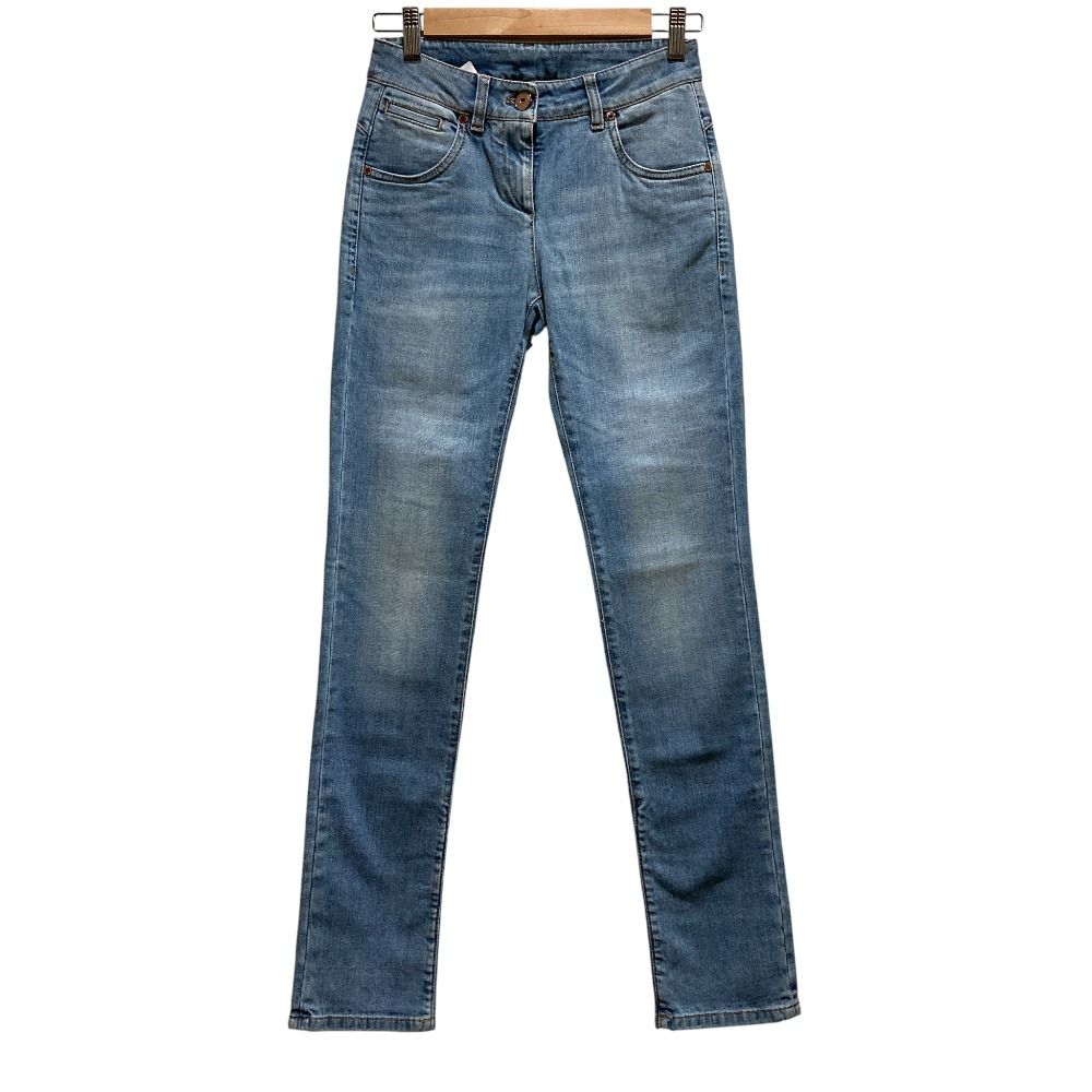 ブルネロクチネリ　モニーレ付き濃い青 ストレートレッグ デニムパンツ スポーティ＆エレガンスを体現したブルネロ クチネリのイージー