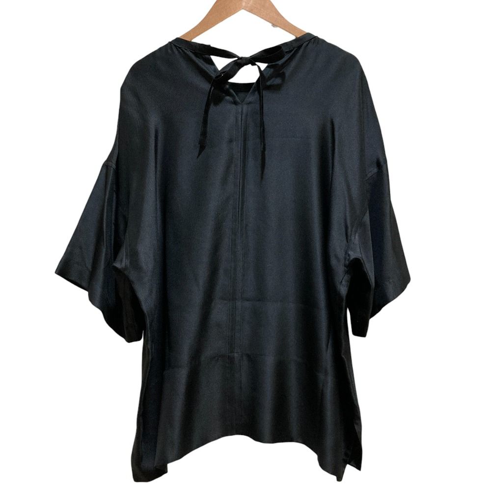 BLAMINK ブラミンク　Vネックノースリーブブラウス　新品未使用 BLAMINK - BLAMINK Vネックノースリーブブラウスの通販 by tomii