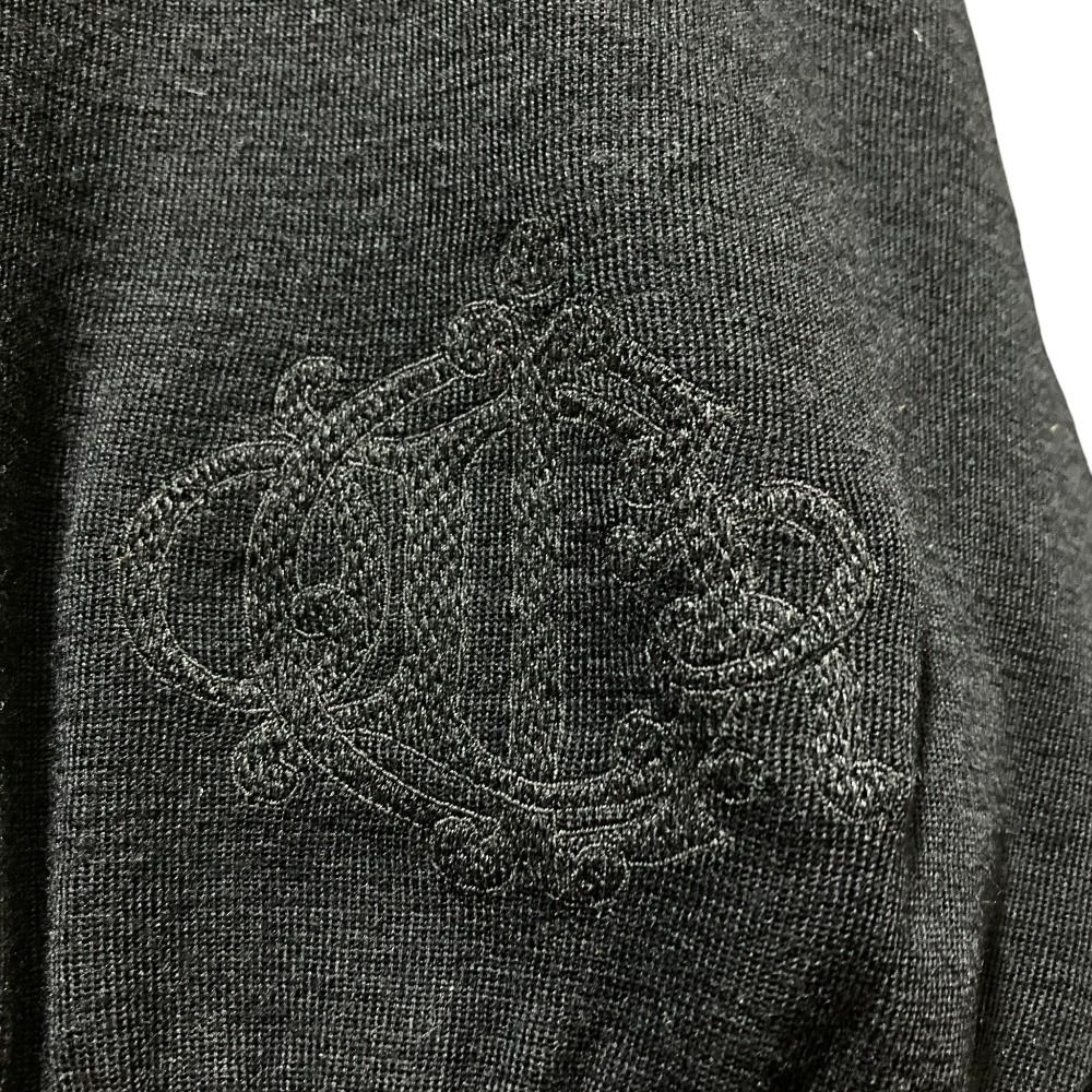 美品 Christian Dior クリスチャンディオール ヴィンテージ DIOR刺繍 V