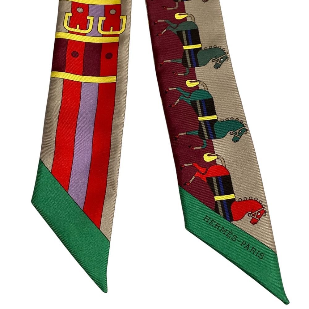 美品　エルメス　ツイリー　ロカバール　馬柄　グリーン、ブラウン 美品 HERMES エルメス ロカバール ツイリー シルクスカーフ マルチ