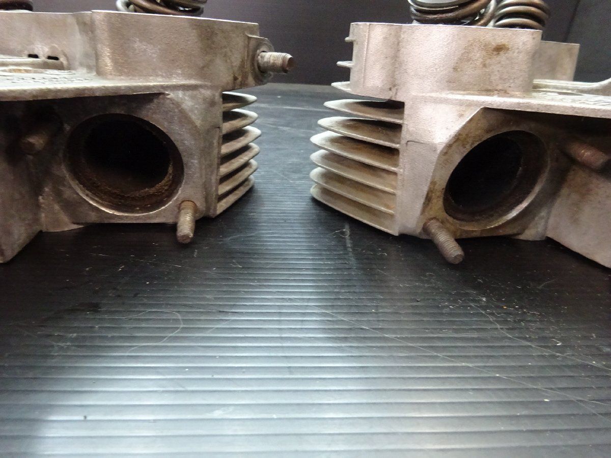 シリンダーヘッド　ハーレー　XL Yahoo!オークション -「スポーツスター シリンダーヘッド」の落札相場