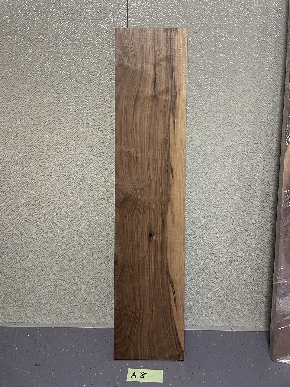 購入 ウォールナット【縦1100mm×横236mm×厚21mm】1枚 端材 無垢 購入 ウォールナット【縦1100mm×横236mm×厚21mm】1枚 端材 無垢
