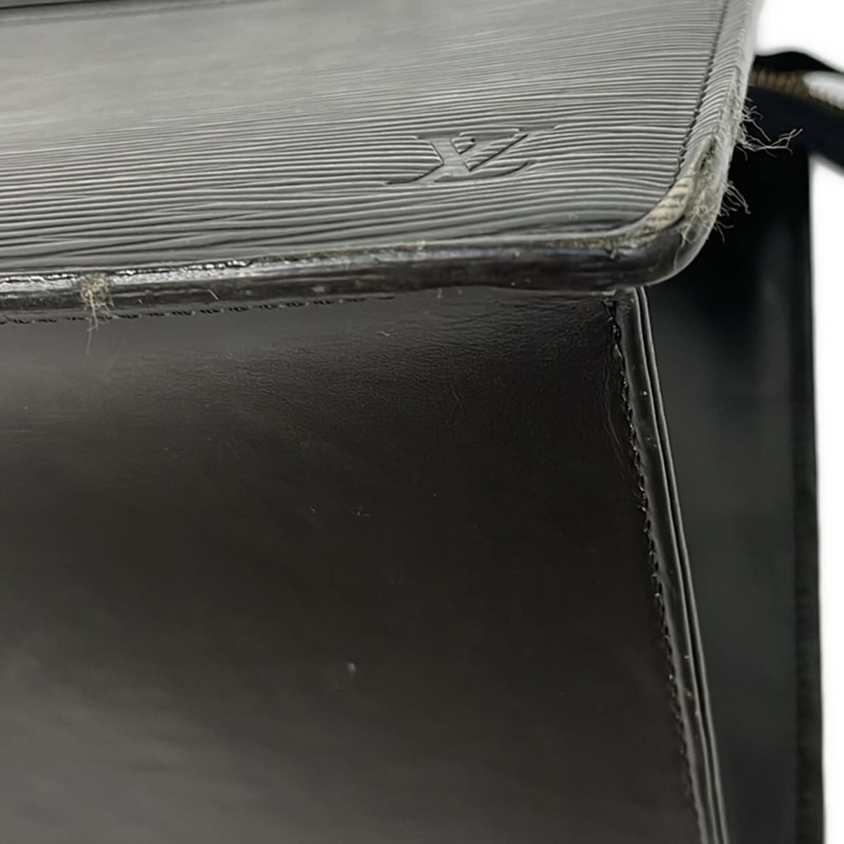 LOUIS VUITTON(ルイヴィトン) ハンドバッグ エピ リヴィエラ M48182