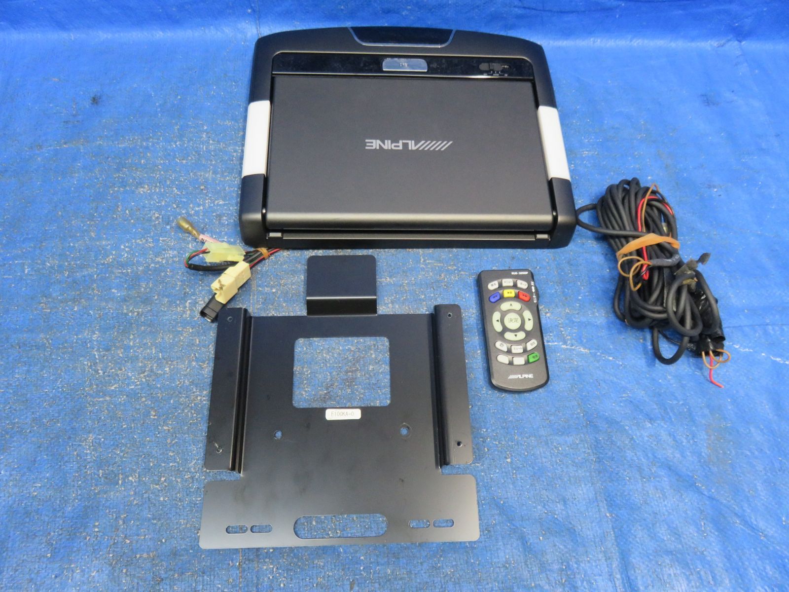 LA8272* 保証付 アルパイン 10.2インチ 天井 フリップダウンモニター