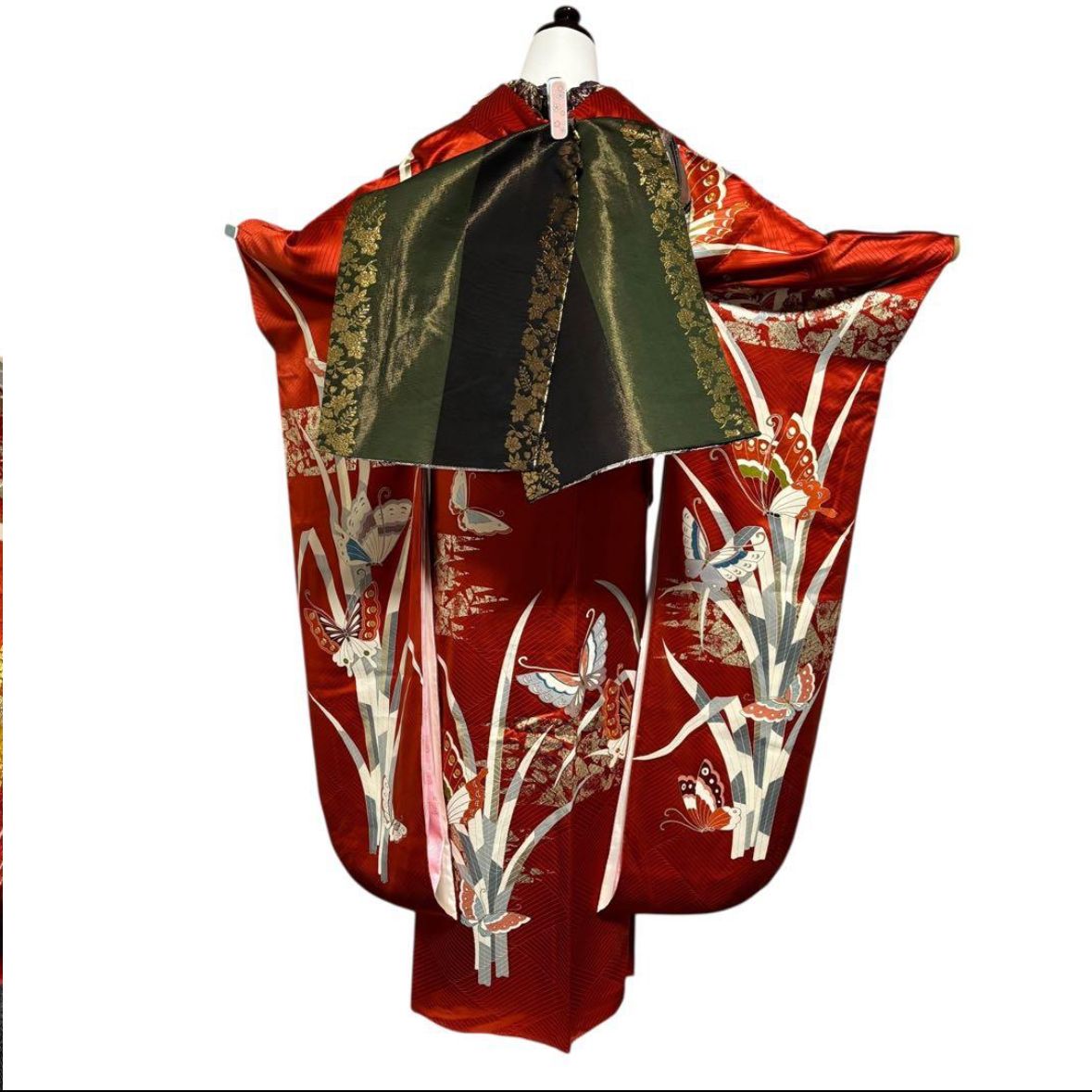 未使用近い　美品　袷　正絹　総絞り　振袖　フルセット　７点　身丈156 裄丈67 正絹 未使用近い 美品 伊勢丹扱い 袷 振袖 フルセット 7点 - メルカリ