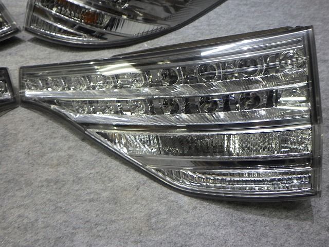 トヨタ エスティマ AHR20W テールランプ セット 中古 ICHIKOH 28-196 L