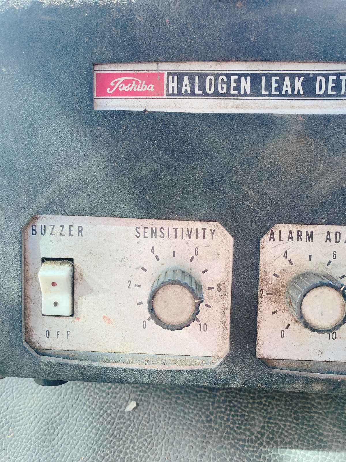 東芝　HALOGEN LEAK DETECTOR 東芝 HALOGEN LEAK DETECTOR 工具 - メルカリ