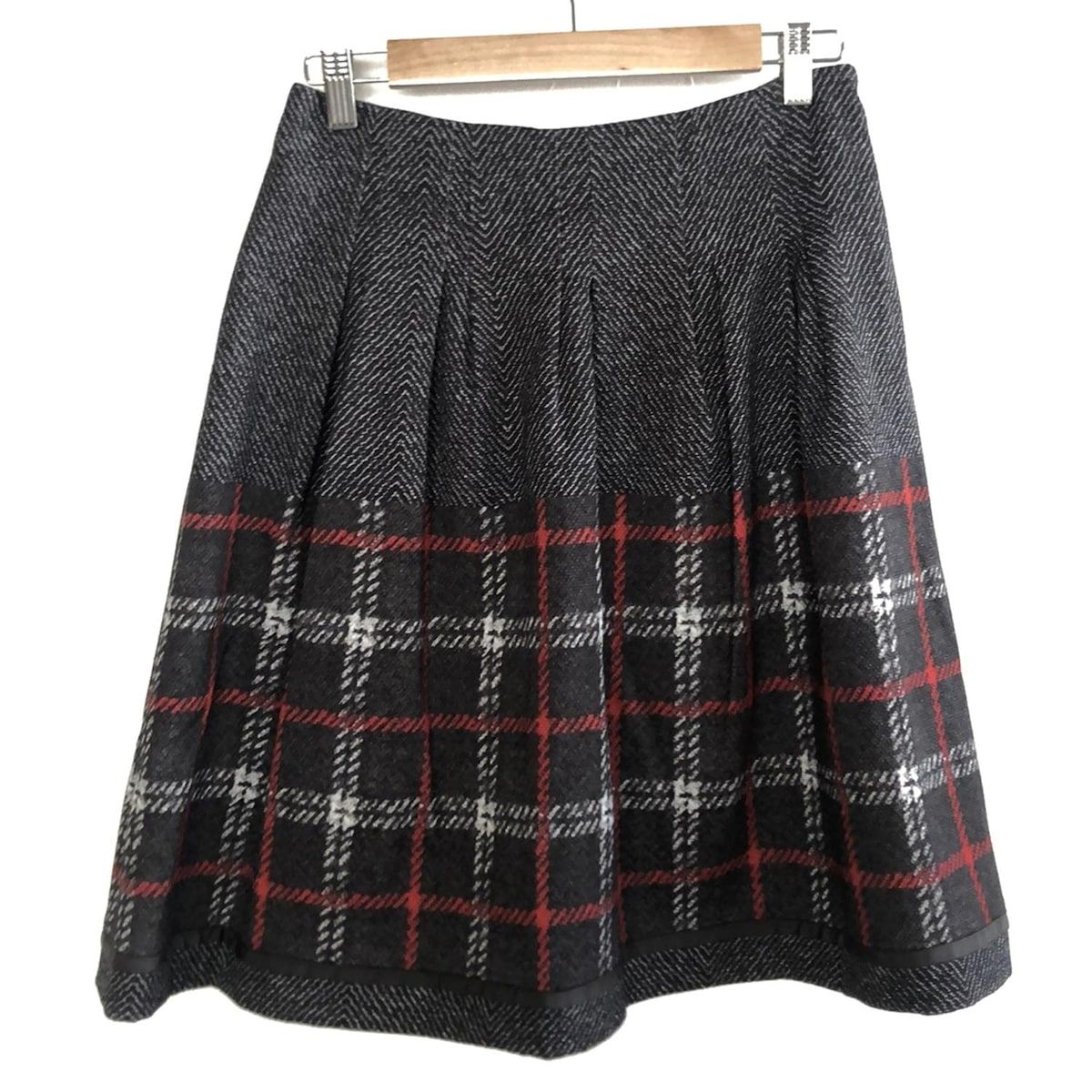 新品　エムズグレイシー　スカート　ダークグレー　40 タグ付き M'S GRACY(エムズグレイシー) スカート サイズ40 M レディース