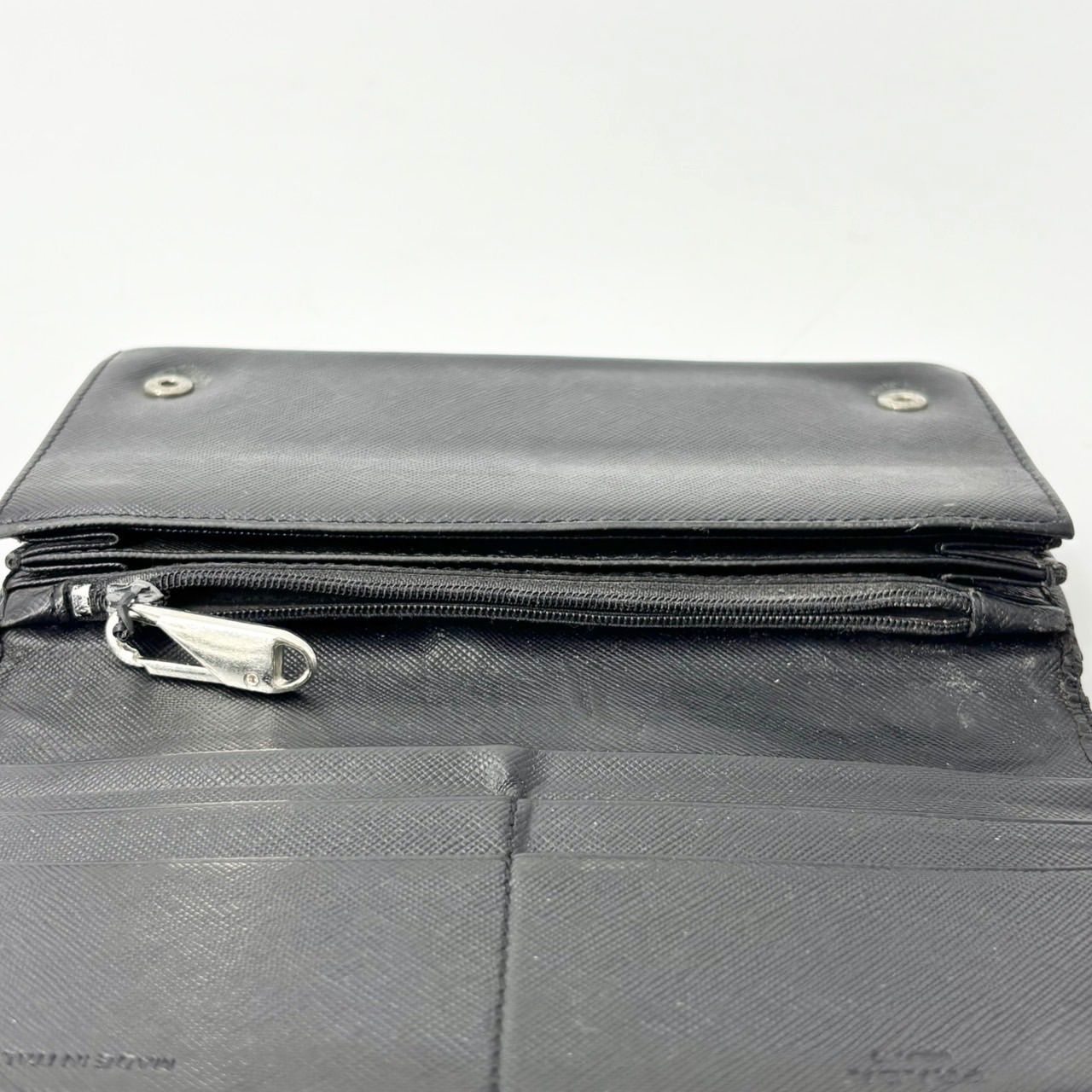 PRADA プラダ 長財布 サフィアーノレザー 大きめ長財布 1548 - メルカリ