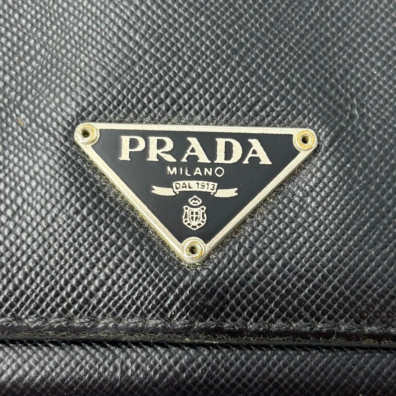 PRADA プラダ 長財布 サフィアーノレザー 大きめ長財布 1548 - メルカリ