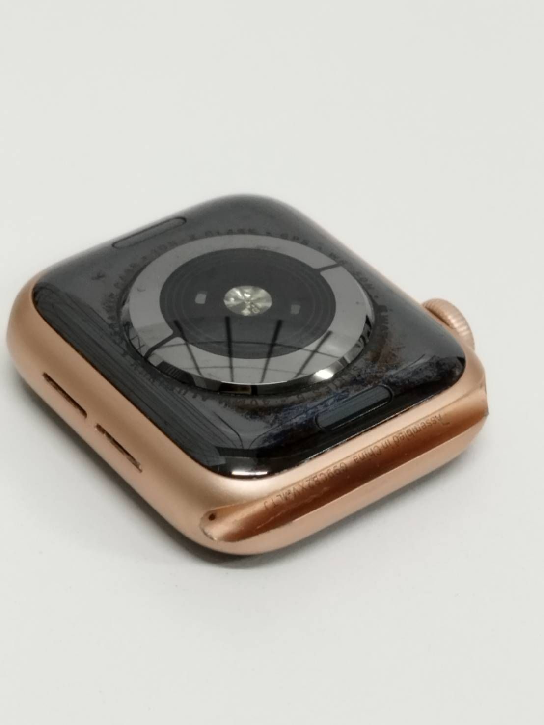 Apple Watch Series 5/GPS/40mm/A2092/ゴールド〈MWV72J/A〉 (2
