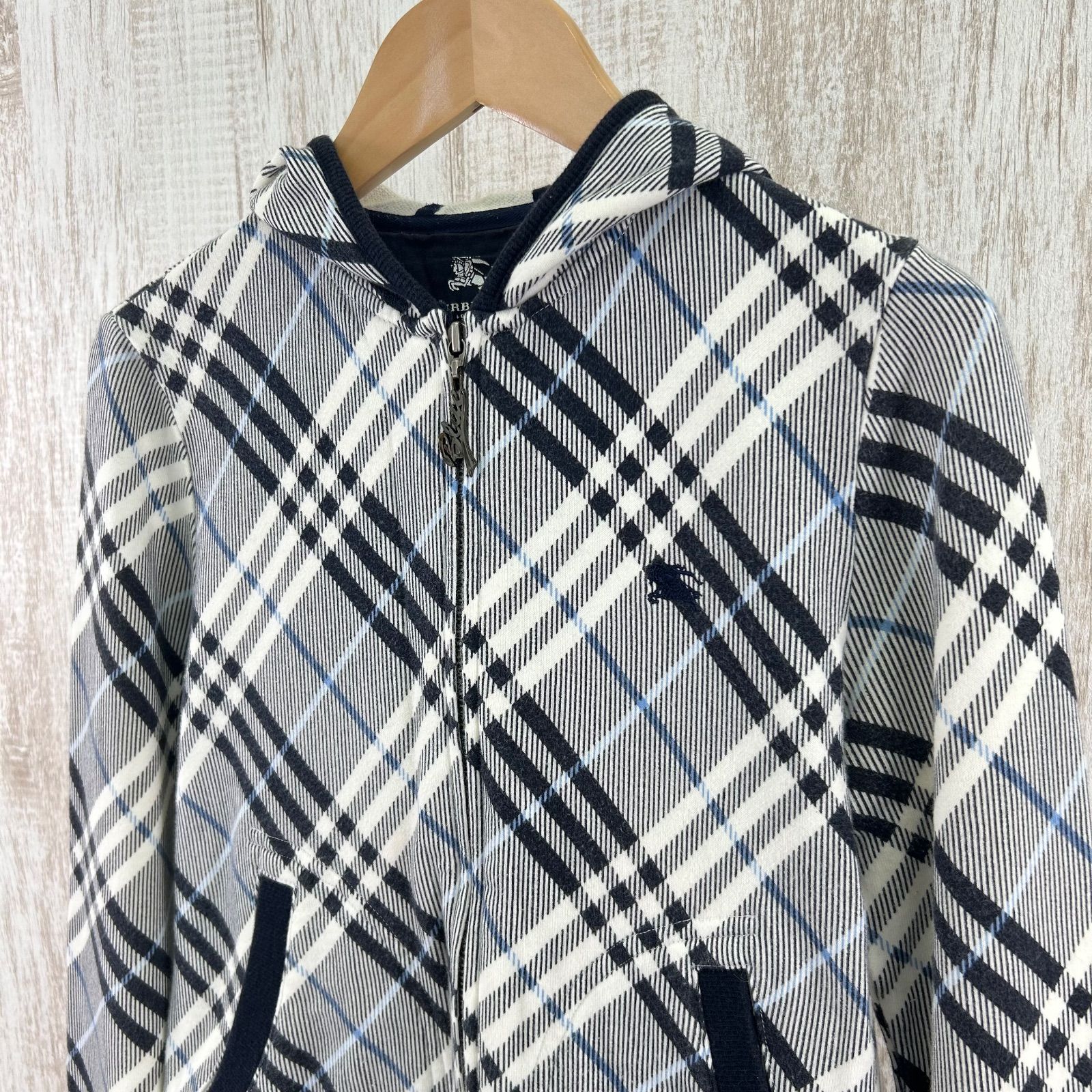 BURBERRY BLUE LABEL バーバリーブルーレーベル ホースロゴ刺繍