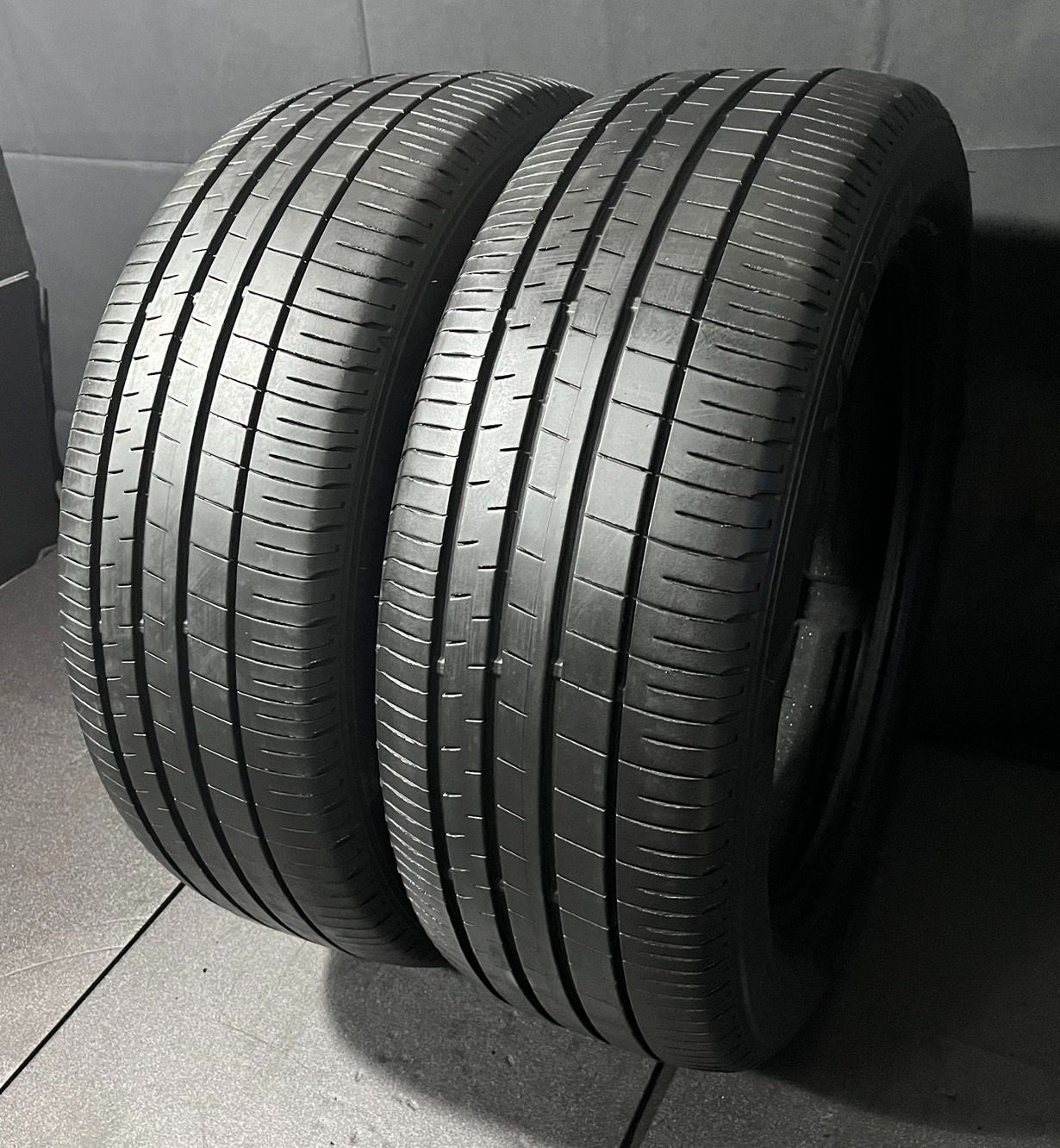 日本通販売 2023年製 ダンロップ ビューロ VE304 225/45R18 国産 4本