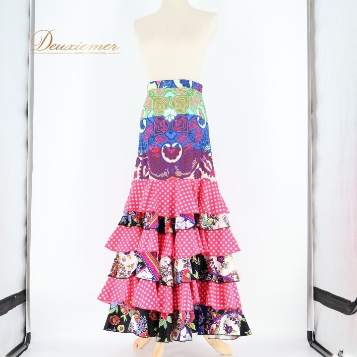 フラメンコ衣装　ファルダ　ピンク 再入荷】練習用ファルダParpadeo 濃いピンク - フラメンコ衣装のマン