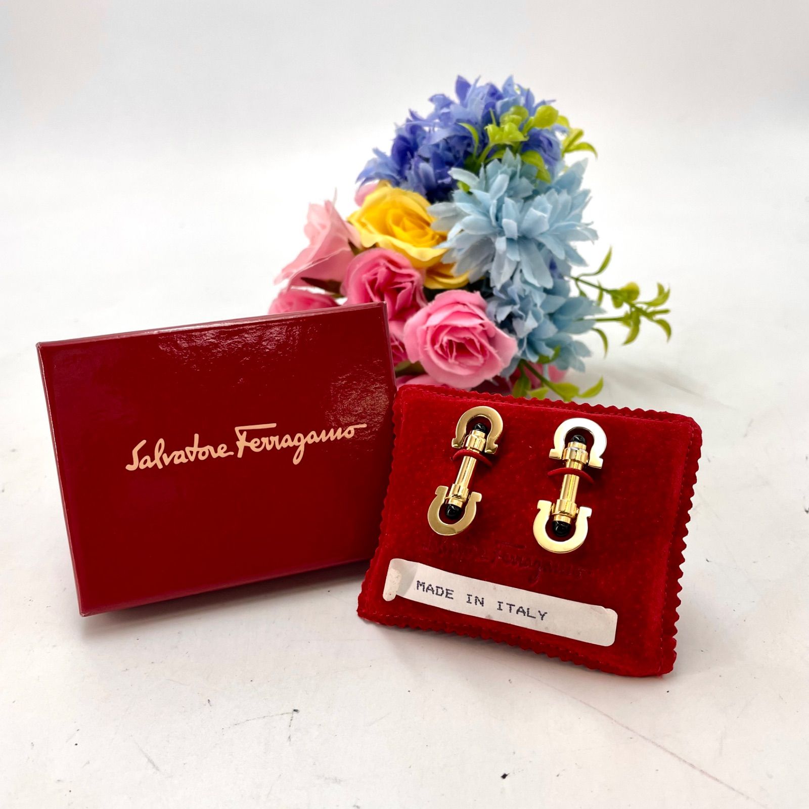 フェラガモ カフス カフリンクス ゴールド ガンチーニ スーツ