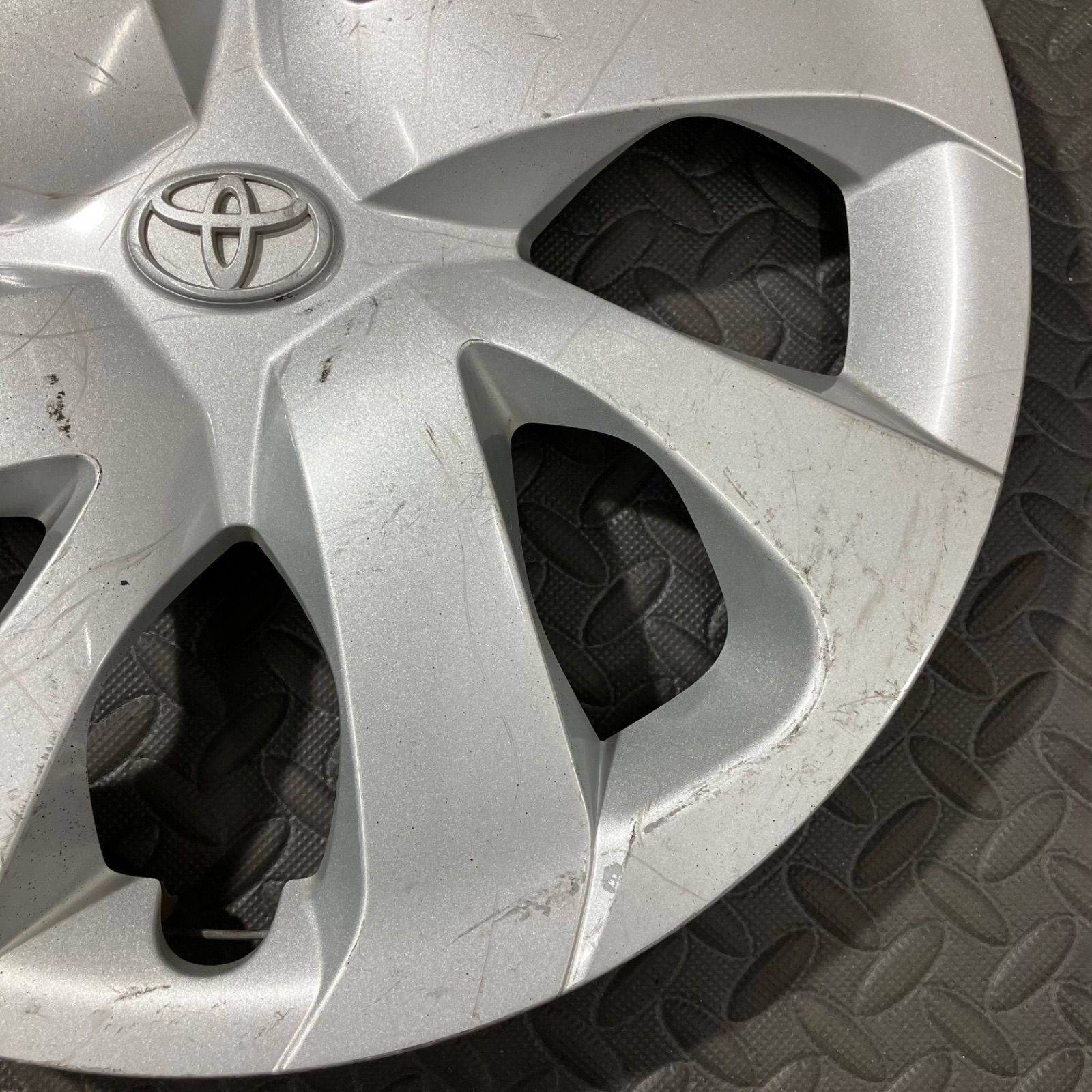 トヨタ シエンタ 170系 ホイールキャップ ホイールカバー 純正 中古 