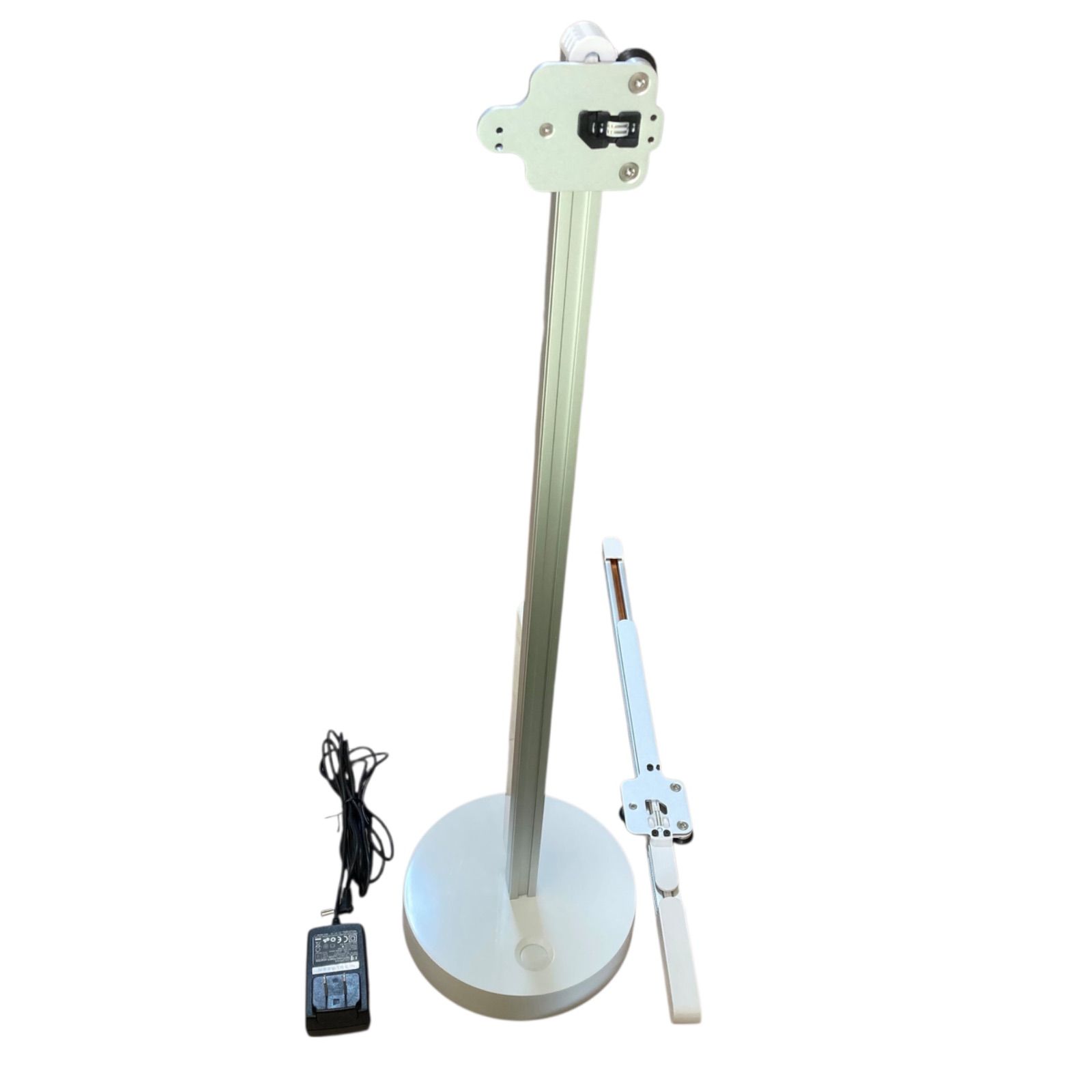 ⭐️美品 ダイソン Dyson CSYS Task ホワイト デスクライト - メルカリ