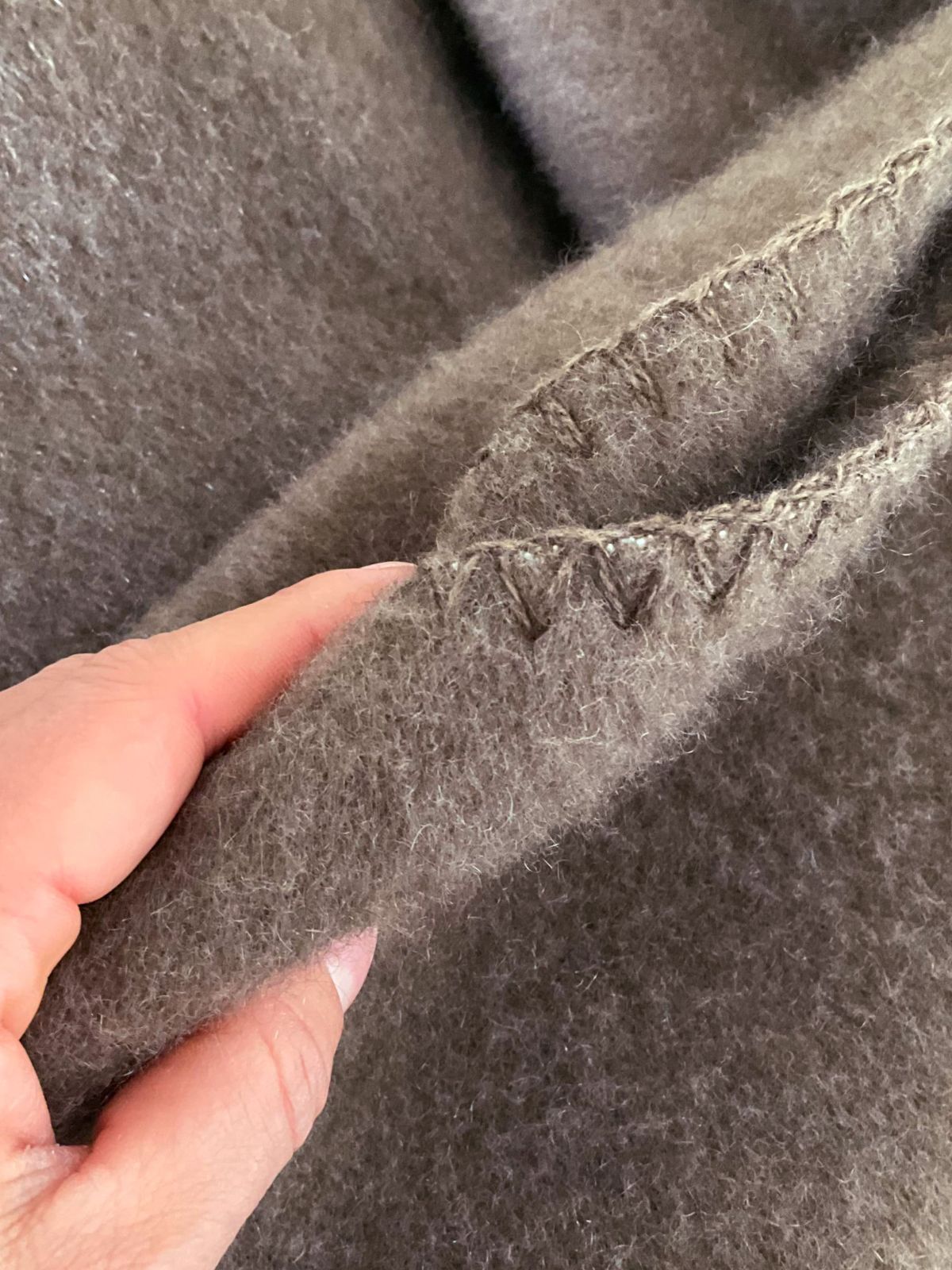 ヤクウール産毛100％ 超厚手 大判ブランケットテキスタイル 150×200cm