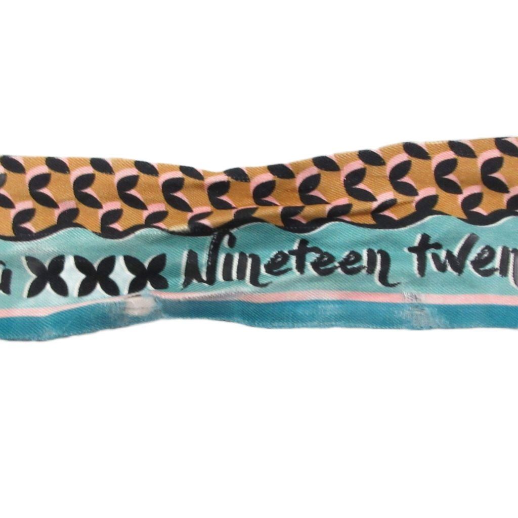 FENDI フェンディ　ラッピー　ブルー系 フェンディ FENDI ラッピー ツイリー スカーフ ストール 総柄 ロゴ 青