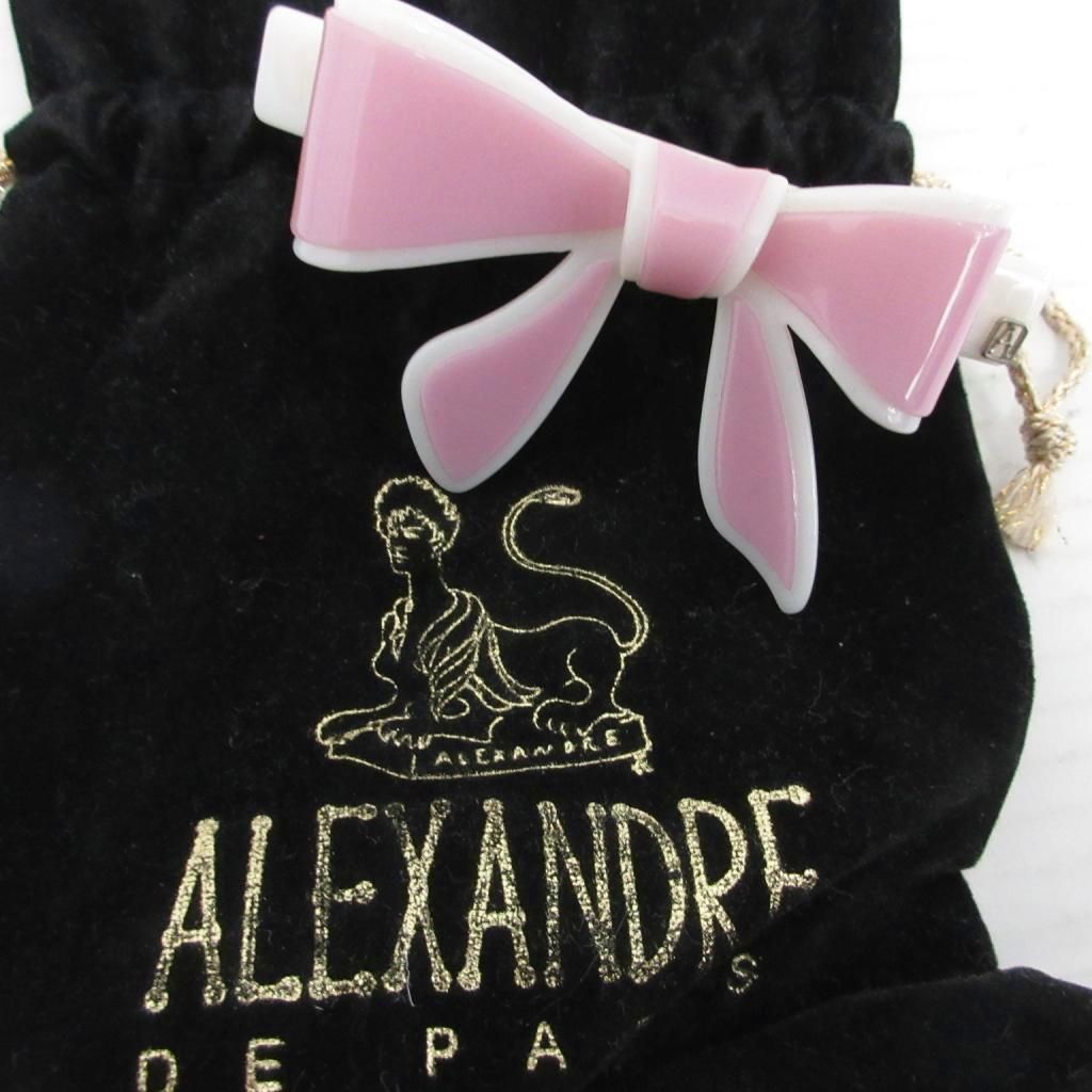 アレクサンドルドゥパリ　リボン型バレッタ　ビジュー付き　ピンク　美品 美品 アレクサンドルドゥパリ Alexandre De Paris ヘアアクセサリー