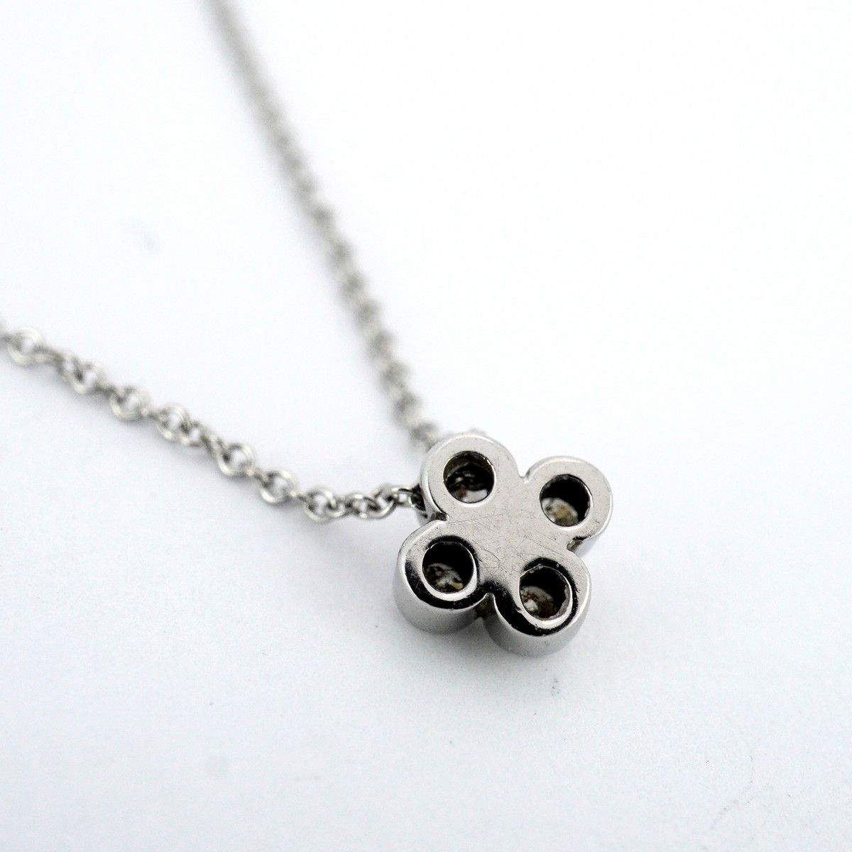 5jpb0533】ティファニー ネックレス ベゼルセット/フラワー 4PD Pt950