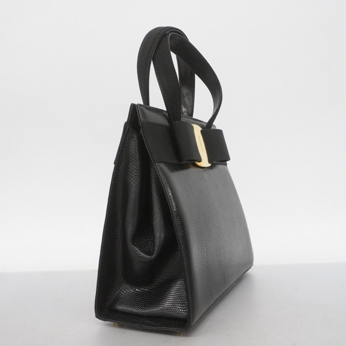 5pd5155】サルヴァトーレフェラガモ ハンドバッグ ヴァラ レザー