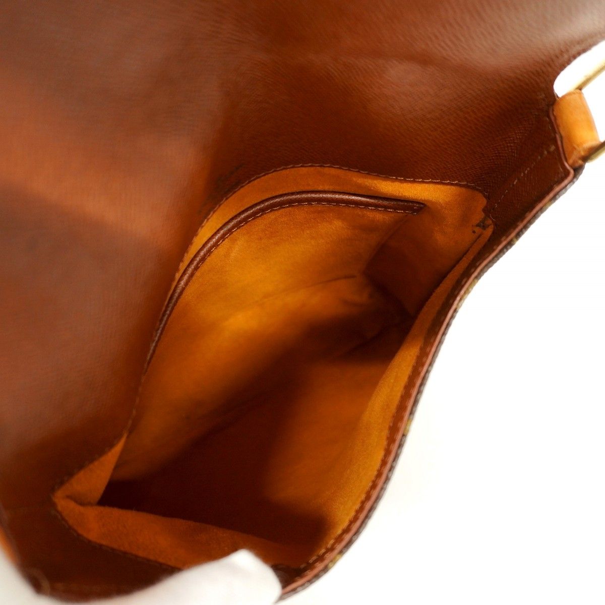 5pd5639-k】ルイヴィトン ショルダーバッグ モノグラム ミュゼット