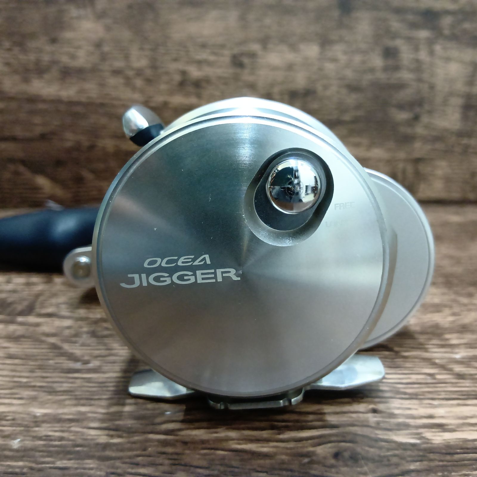 シマノ(SHIMANO) 17 オシアジガー 2001NRPG ベイトリール - メルカリ