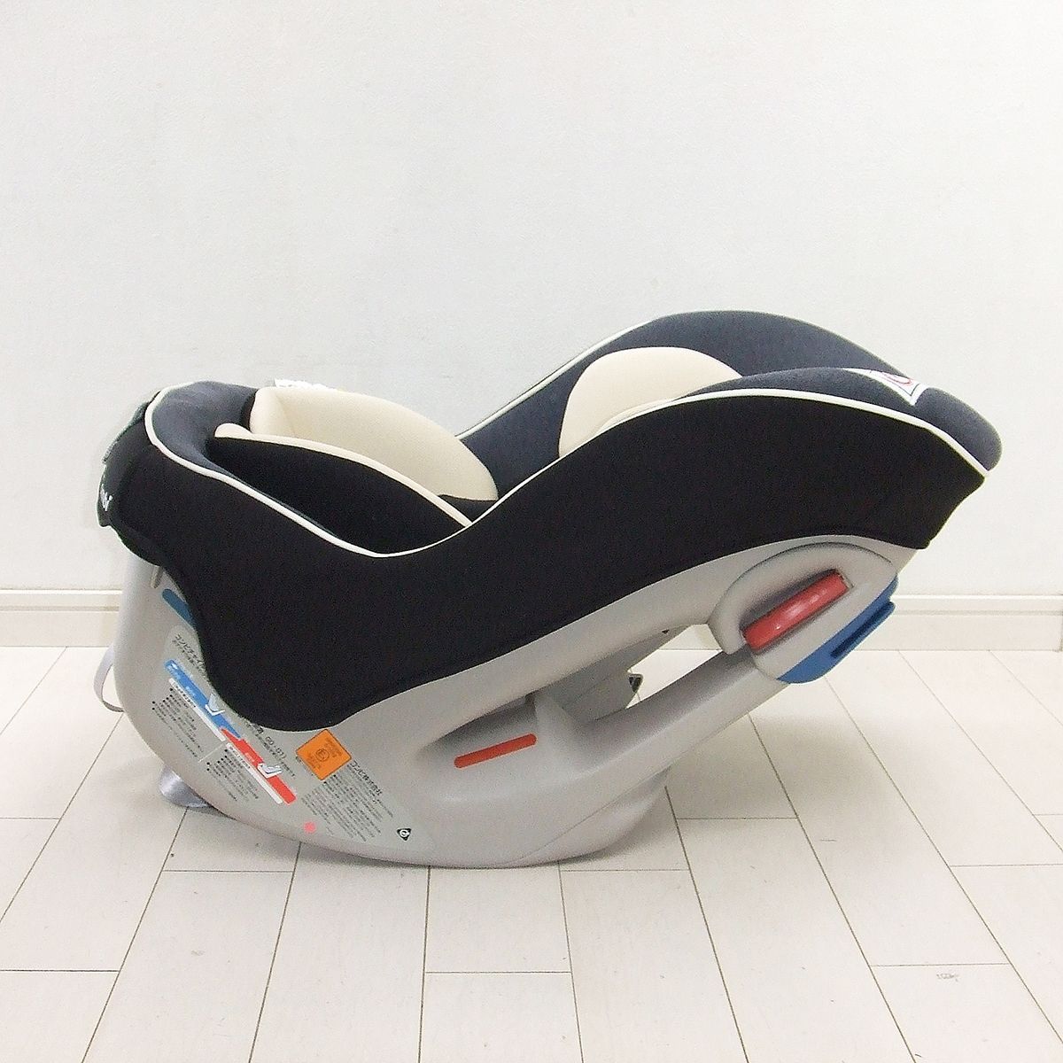 美品 チャイルドシート 中古 コンビ コッコロSUX-U combi 新生児から4