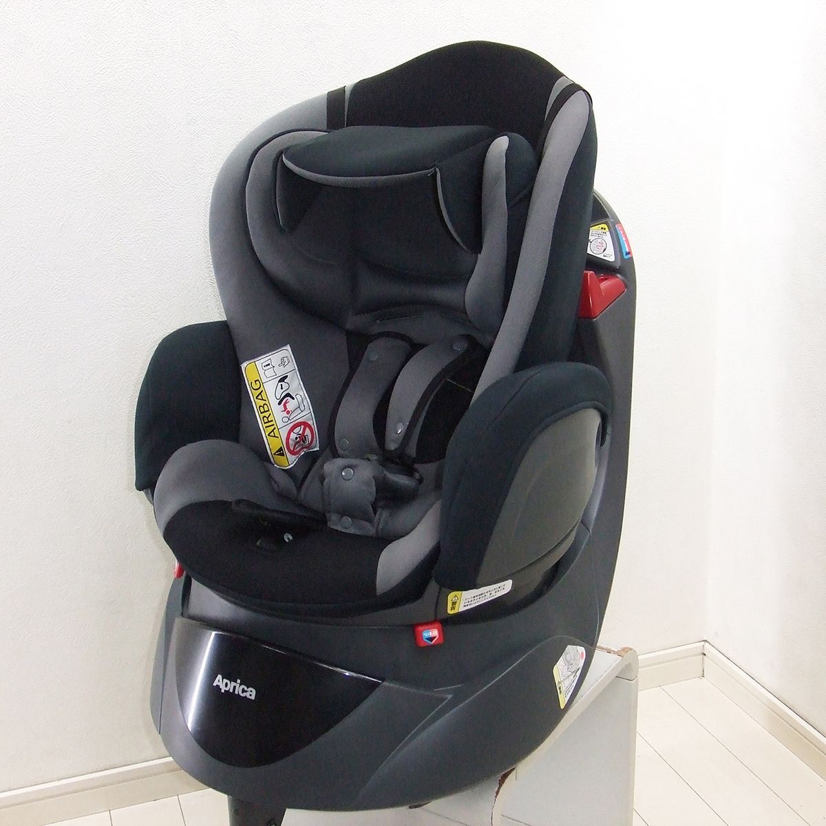 美品 チャイルドシート 中古 アップリカ ディアターンプラスAB Aprica
