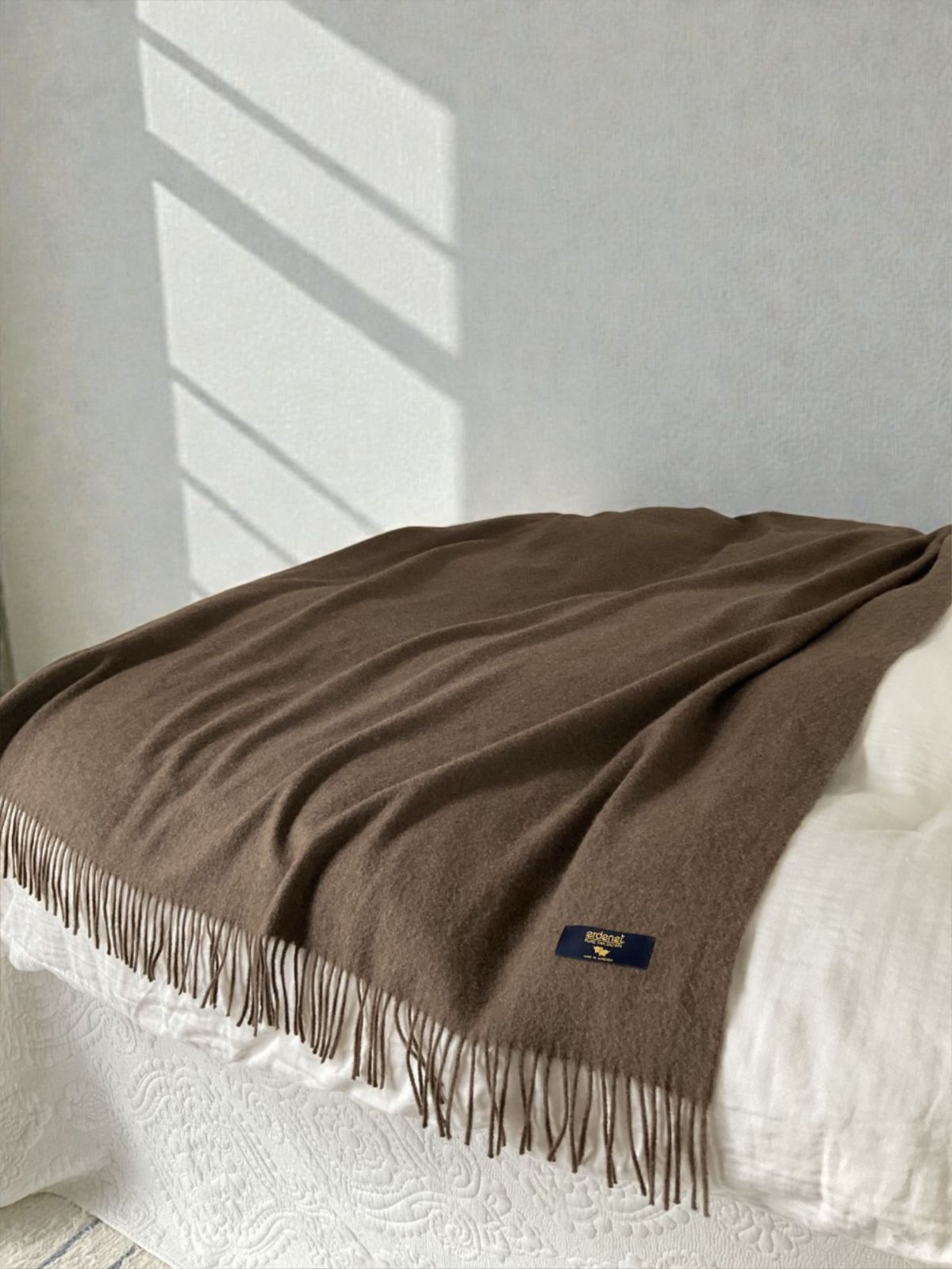 ヤクウール産毛100％ 超厚手 大判テキスタイル 130 170 cm モカブラウン ショール ストール マフラー ラップ ブランケット ひざ掛け ベッドスロー ソファスロー トラベルブランケット