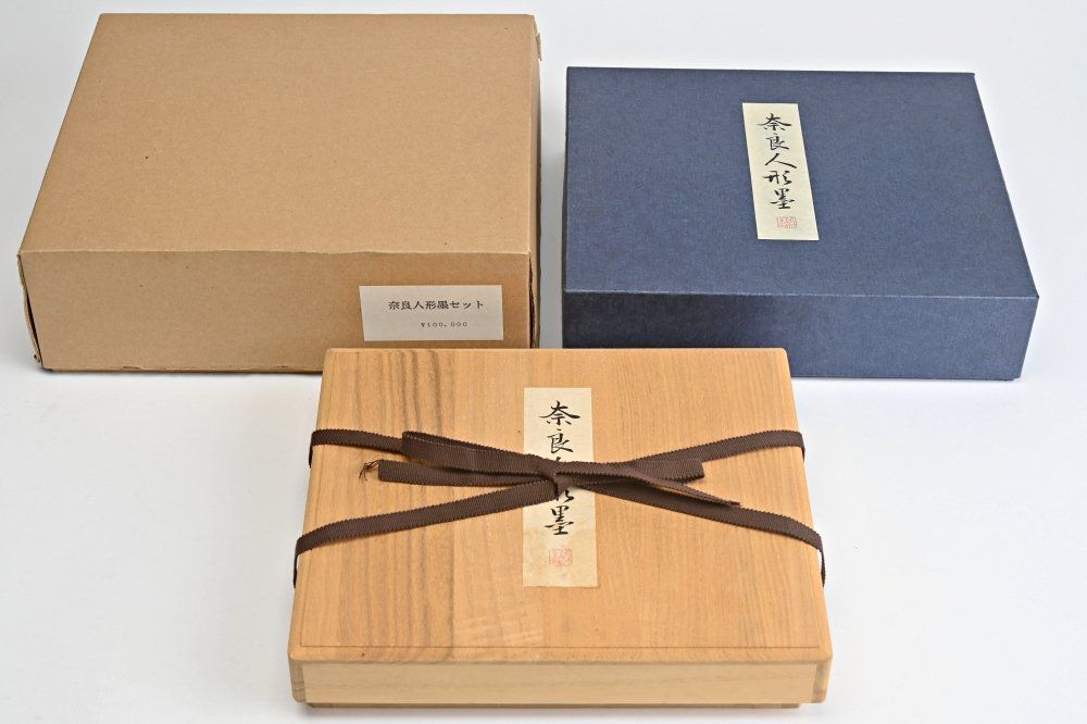 呉竹 奈良人形墨セット 奈良人形墨セット 呉竹 - 書道用品、墨、墨液、紙、筆を卸価格でご提供