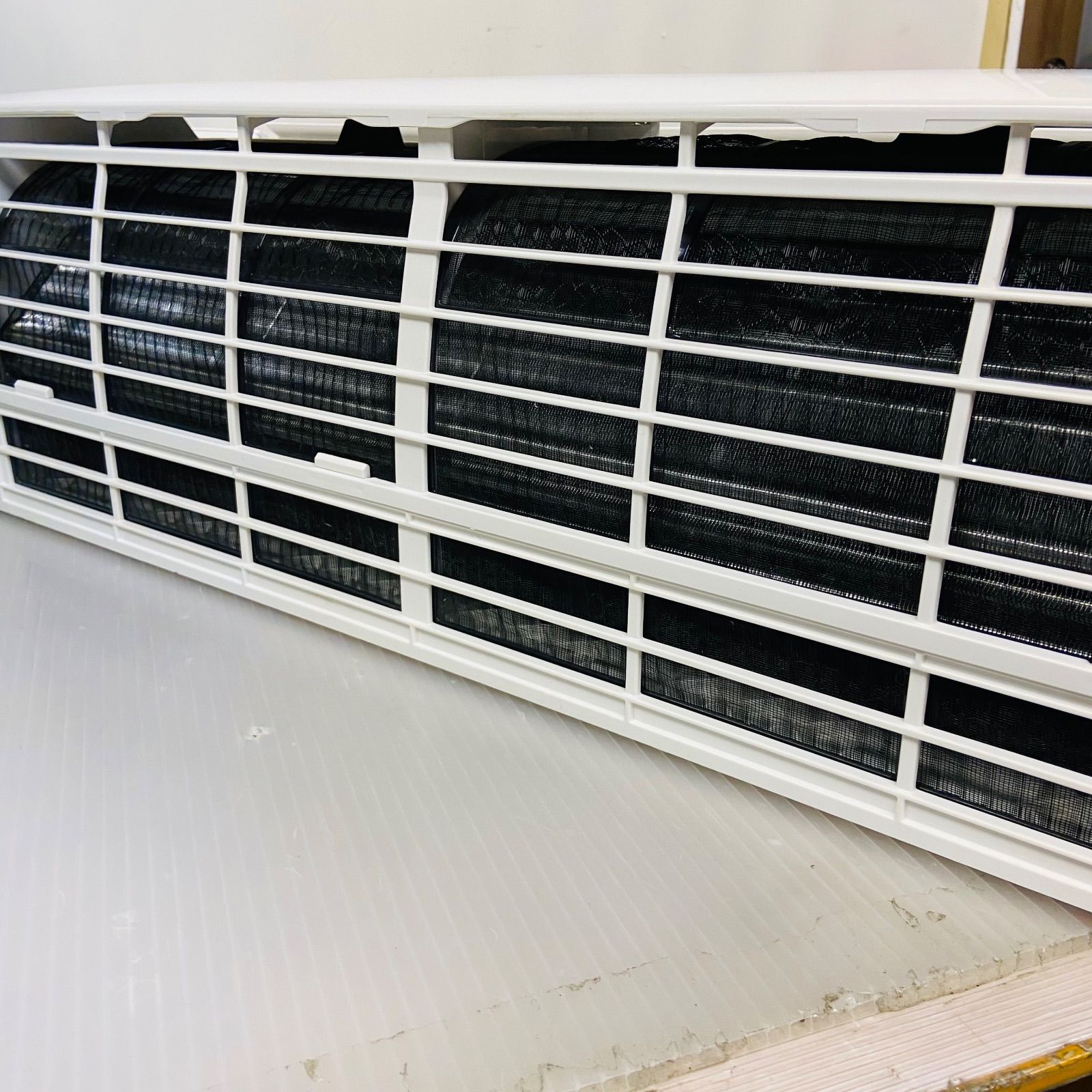 12h52.SHARP シャープ エアコン ルームエアコン AY-R22N-W 2023年製