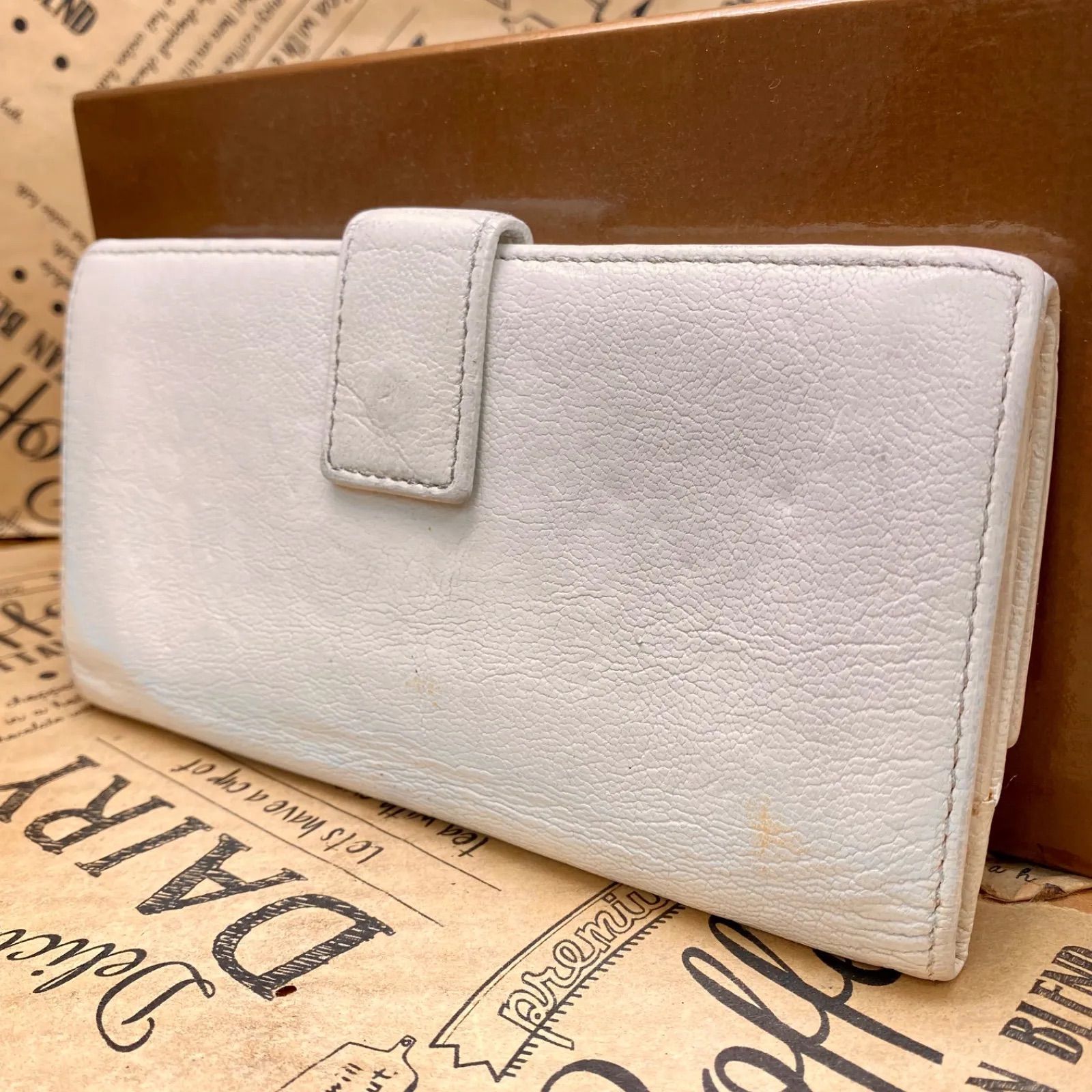 グッチ 長財布 シェリー 革 白 札入れ カード FZ310 - メルカリ
