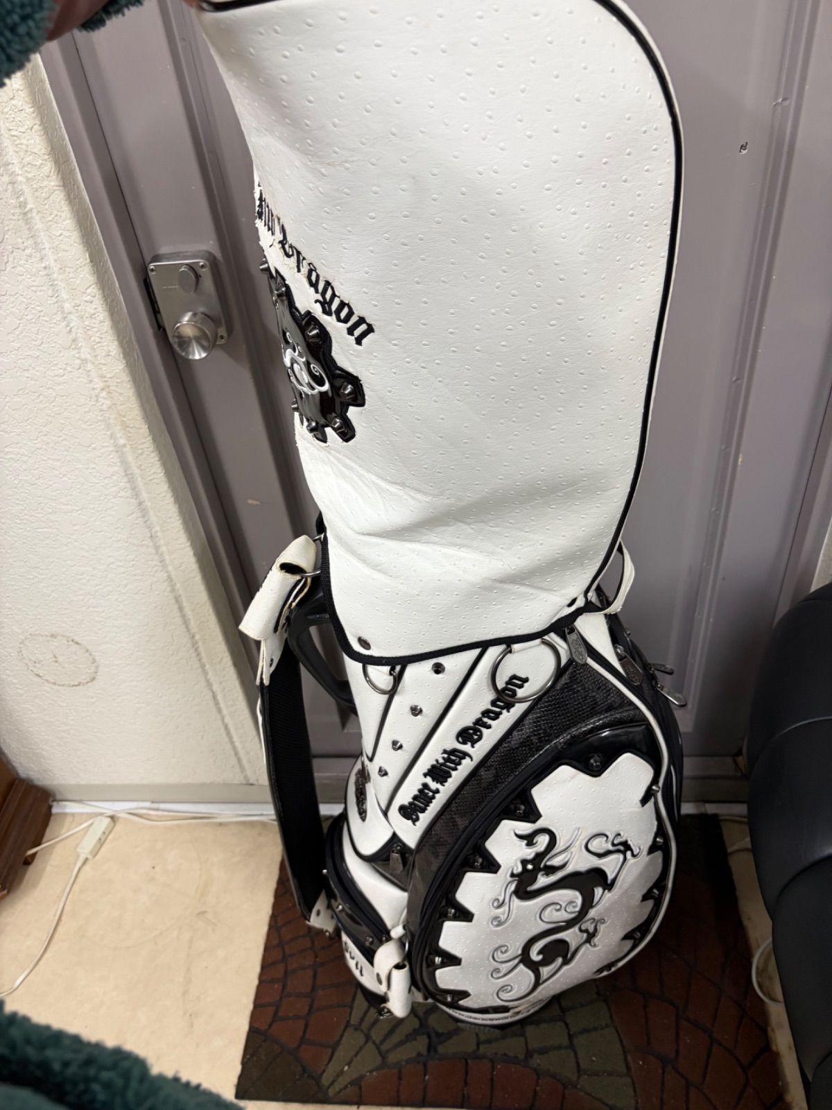 ダンスウィズドラゴン キャディバッグ 使用感あり 劣化有 - メルカリ