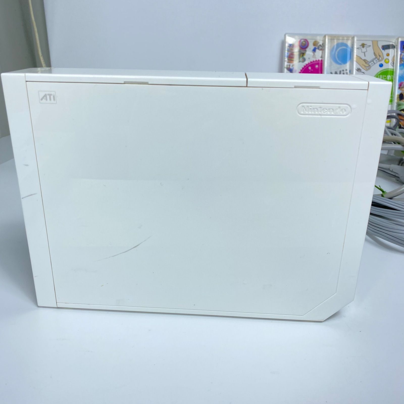 Wii本体 セット 4人で遊べる 動作確認済み リモコン4本 ヌンチャク3本