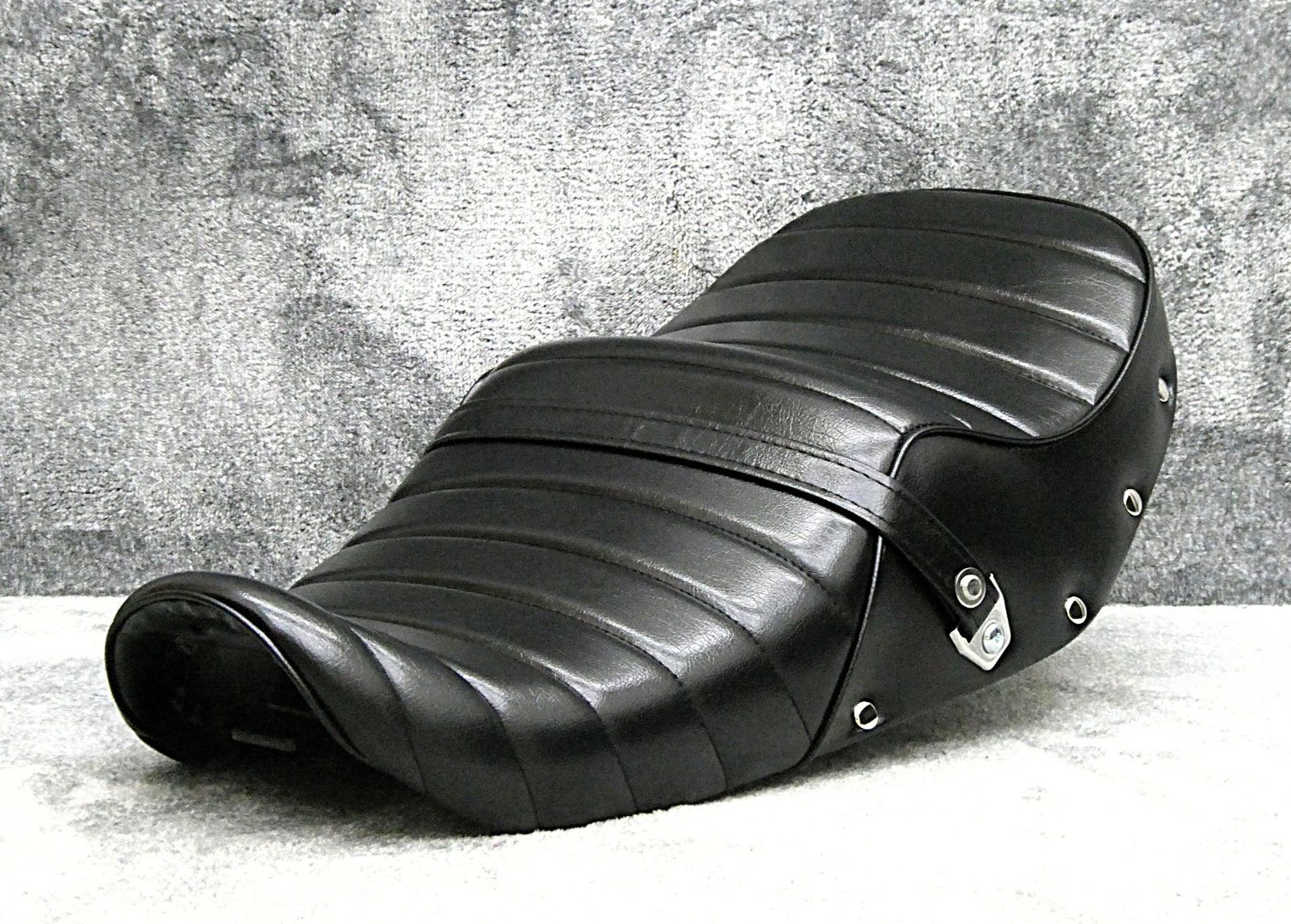 インパルス 後期 新アンコ 鋲打ち 黒皮 タックロールシート /ブラック