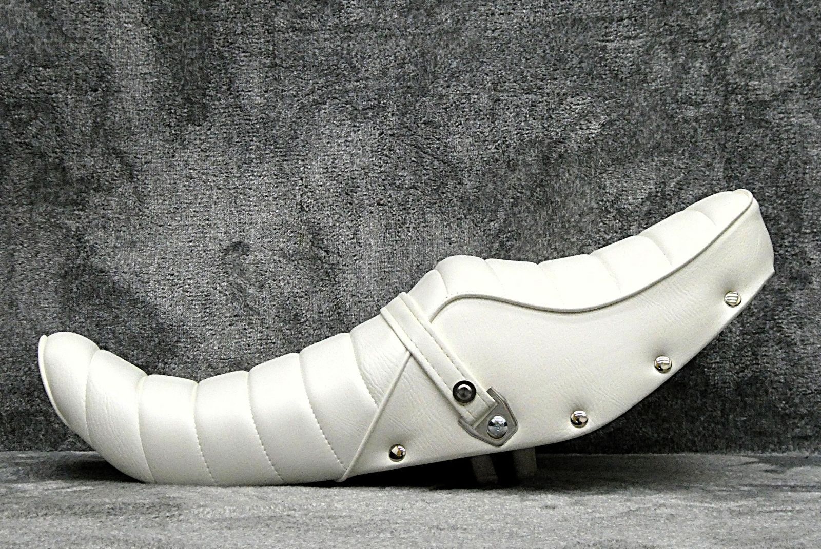 インパルス 後期 新アンコ 鋲打ち 白皮 タックロールシート /ホワイト