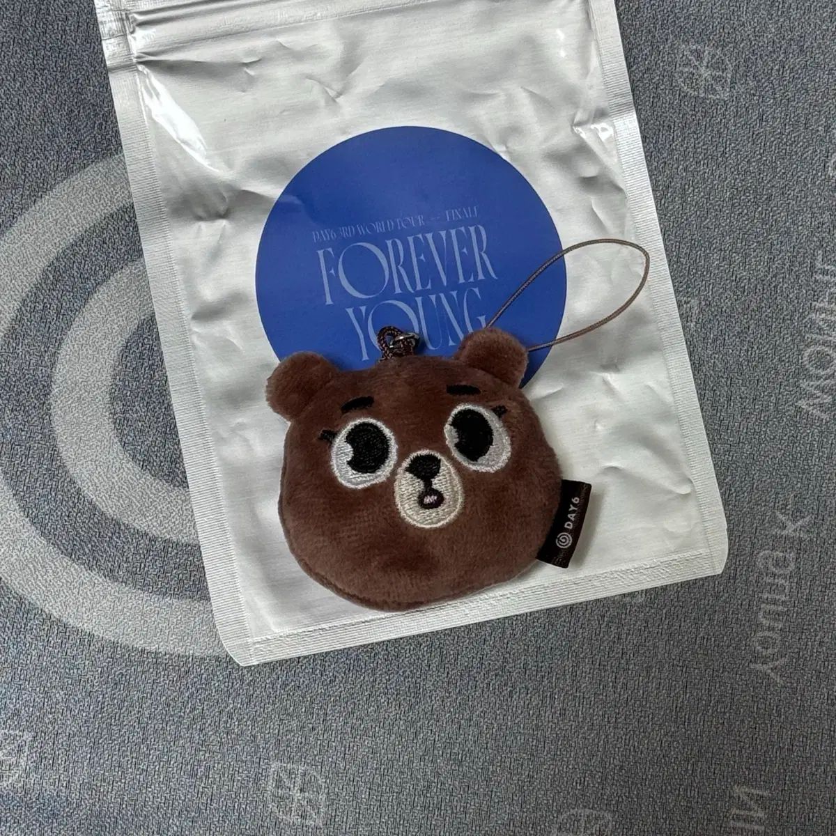 DAY6 デニマルズ 2019 KE YoungK ぬいぐるみ ポーチ - メルカリ DAY6