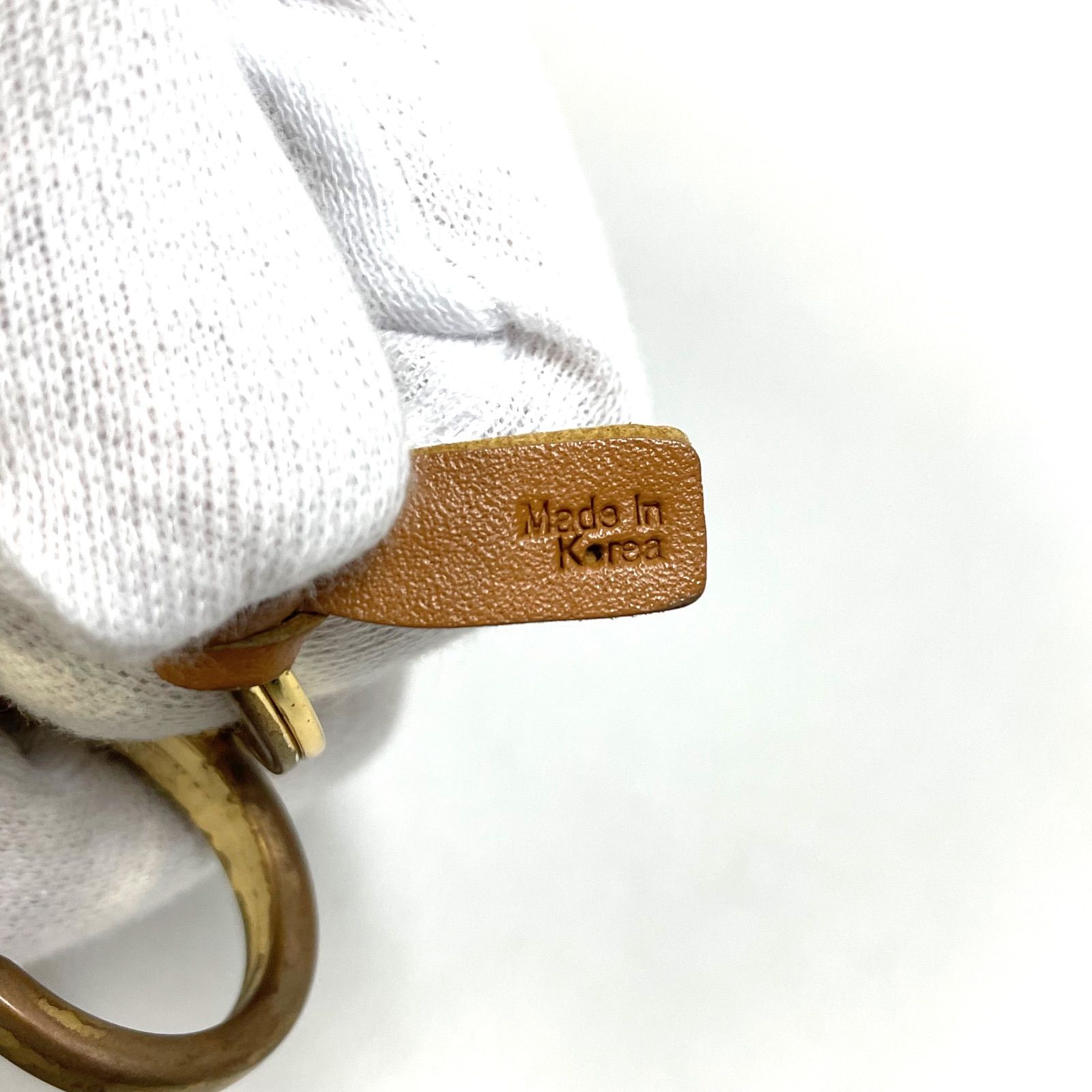 Bランク】 MCM エムシーエム チャーム キーホルダー ライオン ホワイト