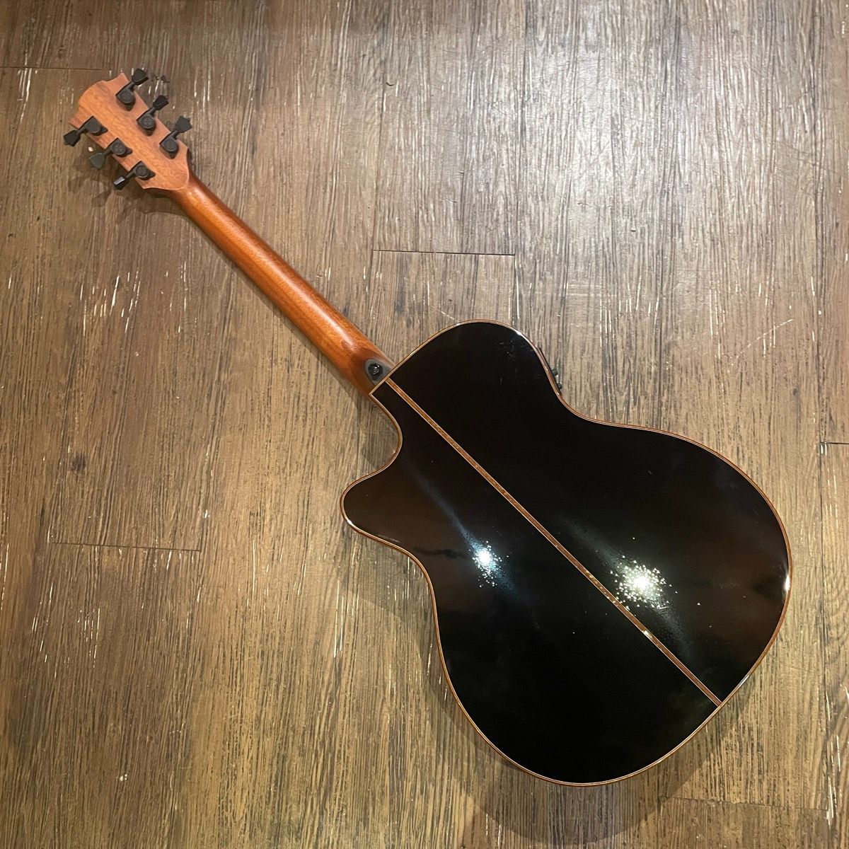 LAG Guitars Tramontane T118ASCE-BLK Acoustic Guitar 