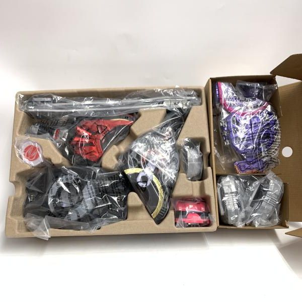 特典付き　変身ベルト DXデザイアドライバー＆ゾンビレイズバックル 仮面ライダーギーツ 変身ベルト DXデザイアドライバー&ゾンビレイズ