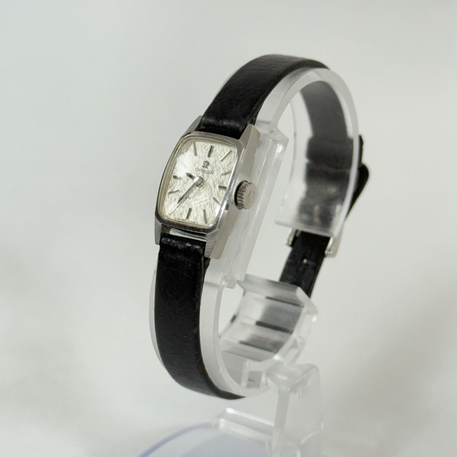 美品✨　オメガ　デビル　手巻き　時計　レディース　シルバー　スクエア 希少・稼動品】OMEGA オメガ deville デビル デヴィル 腕時計 スクエア