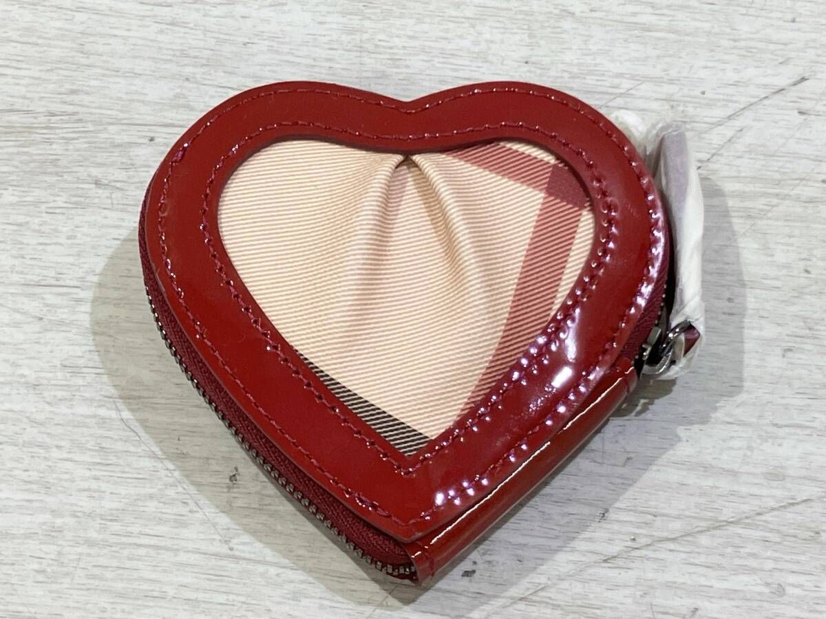 通な BURBERRY バーバリー コインケース ノバチェック ハート型コイン