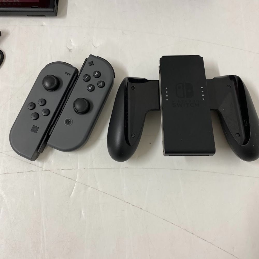 08w14834【動作確認済み】Nintendo Switch グレー XKJ ニンテンドー
