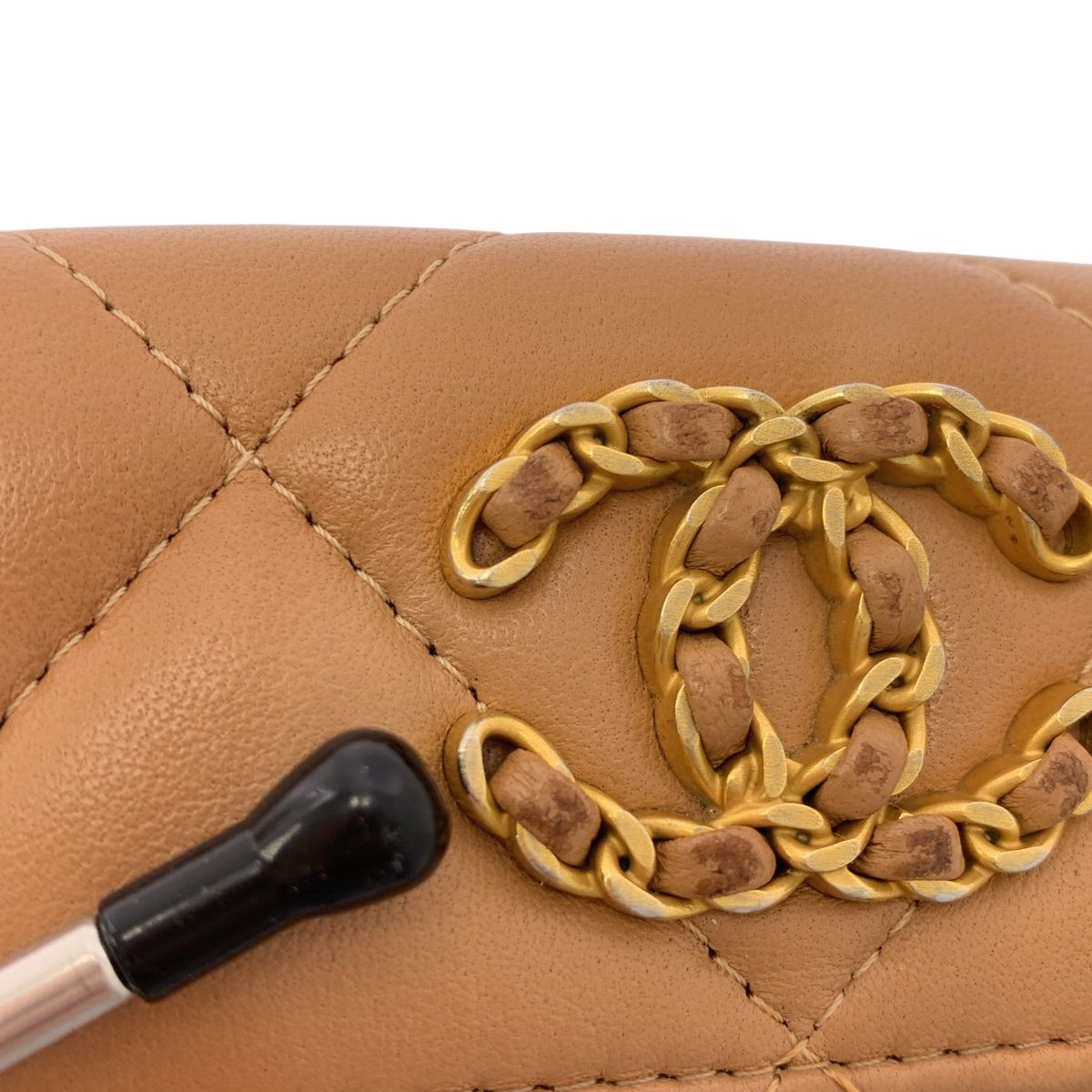 CHANEL / シャネル | シャネル19 ディズヌフ マトラッセ 三つ折り