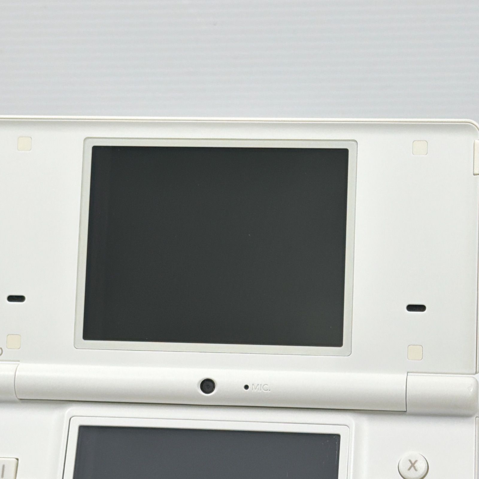 ニンテンドー DSi ホワイト 外装美品 遊べるセット 動作確認済み