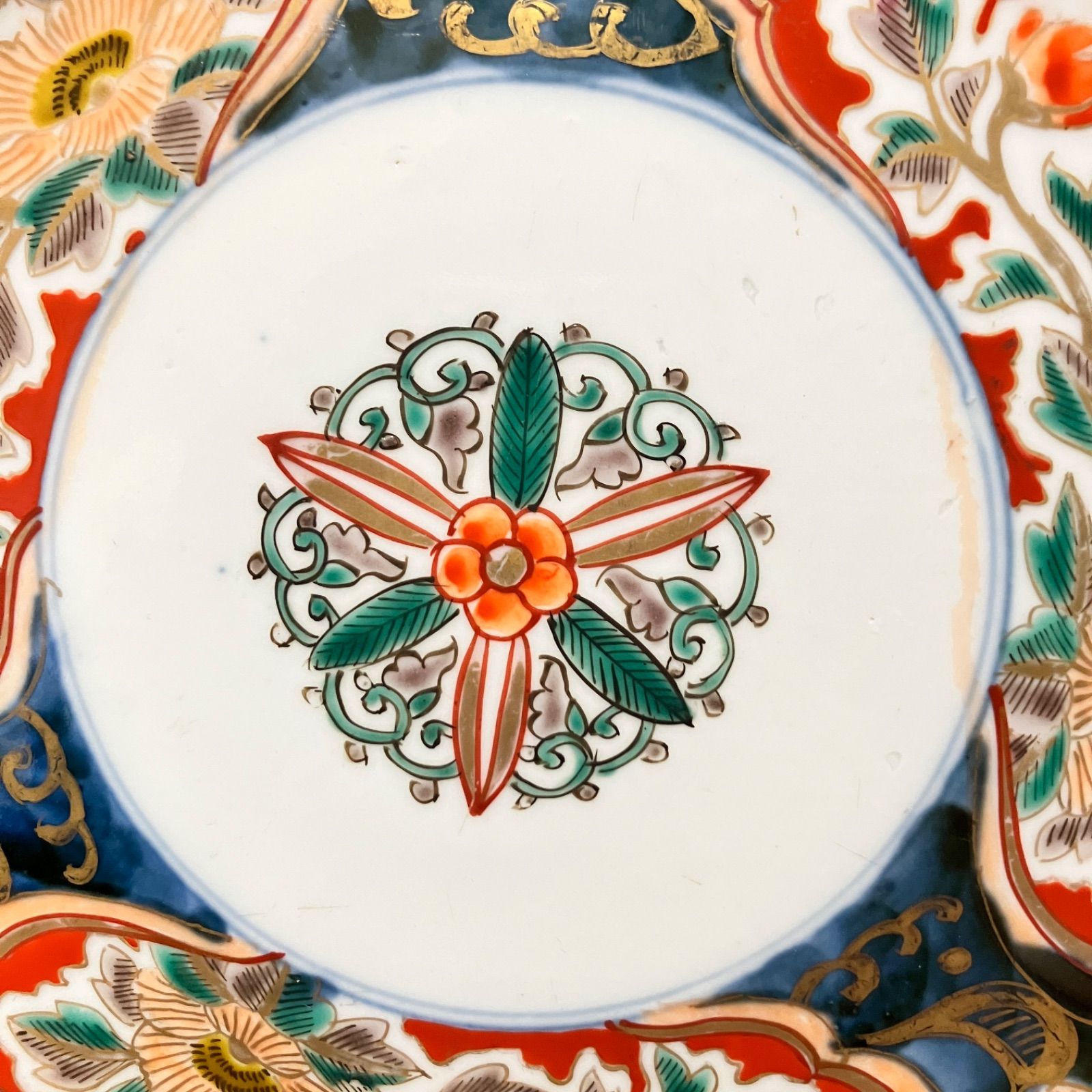 明治期 色絵金彩輪花皿 花文 唐草文 古伊万里風 骨董 |雑貨屋えこ