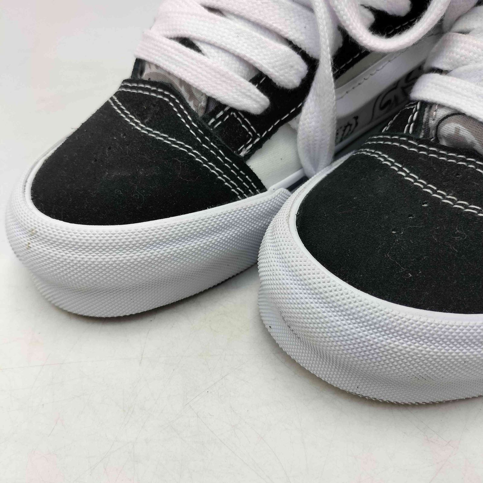 バンズボルト VANS VAULT KNU SKOOL LX ペイズリー柄 ローカット